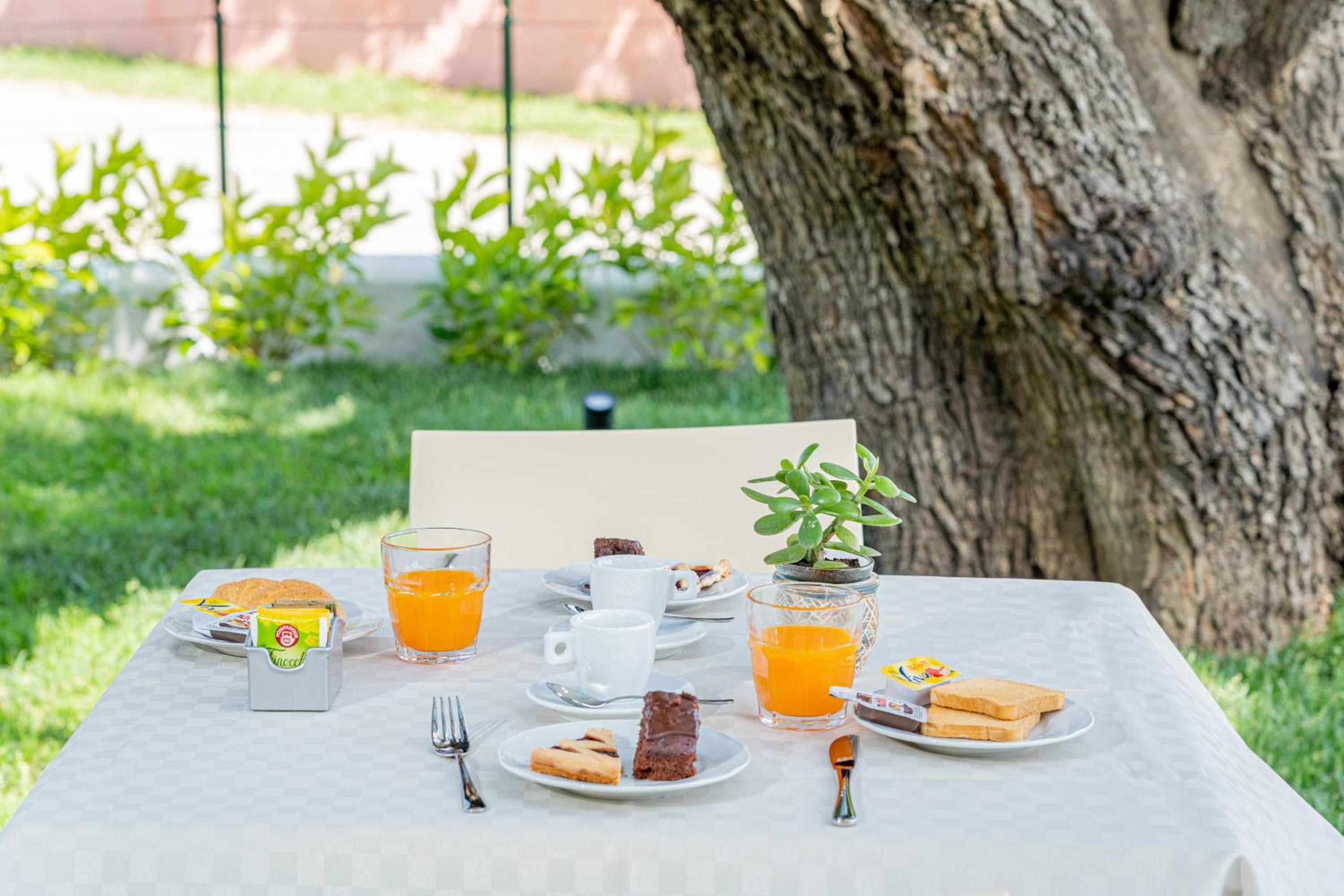 Residenza L'Alzoni view 2