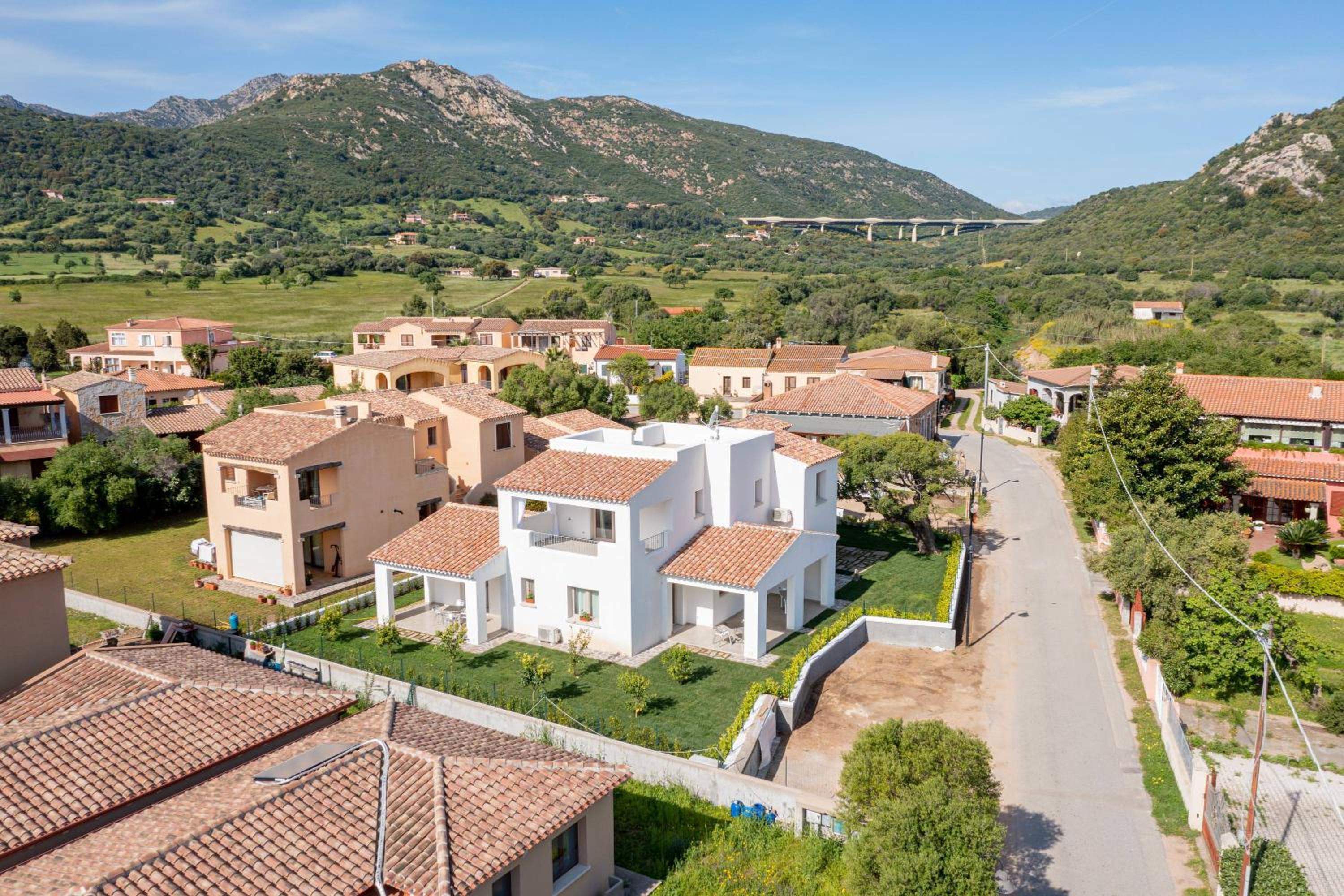 Residenza L'Alzoni view 3