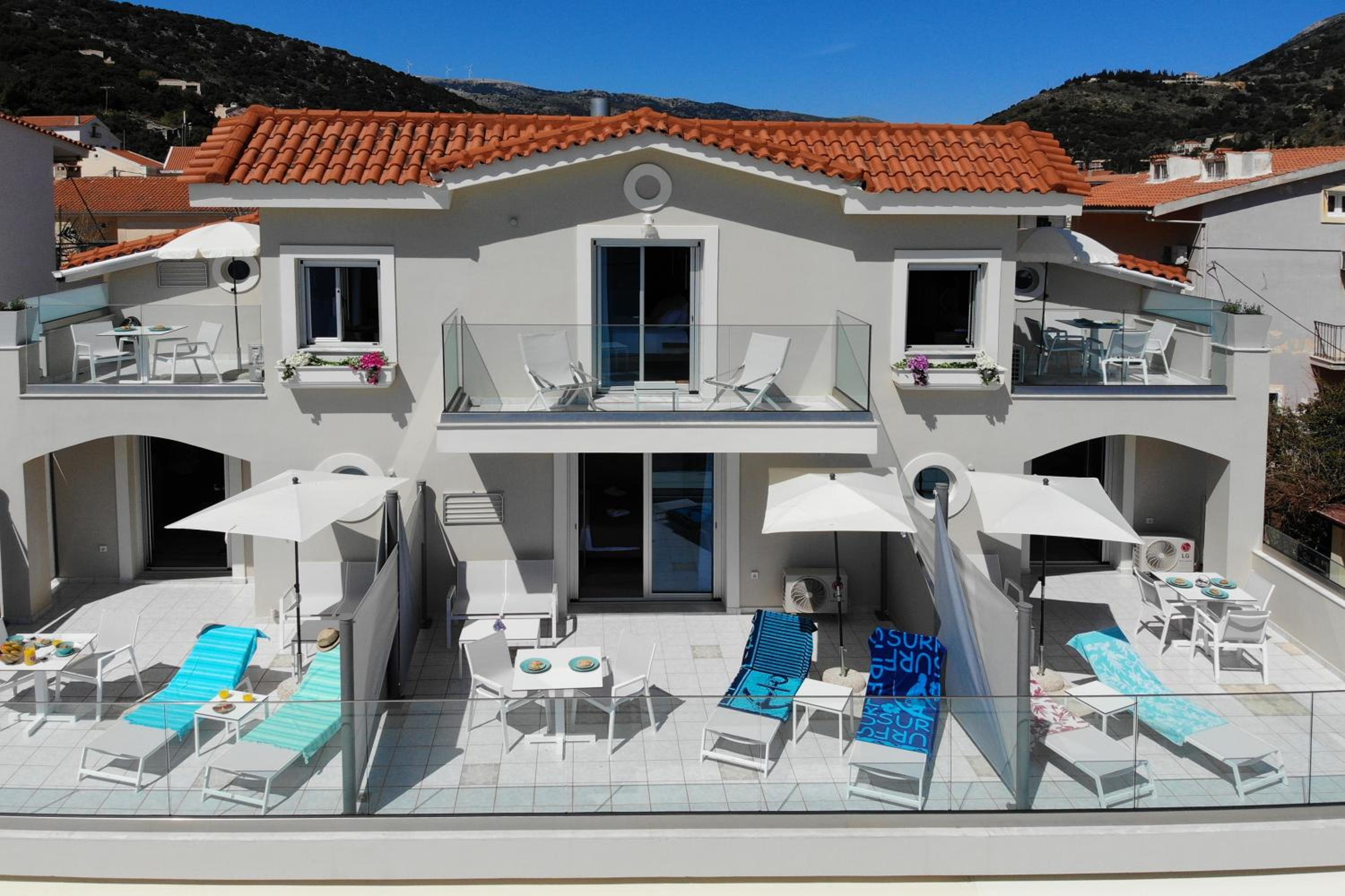 Sunrise Bay Apts view 4