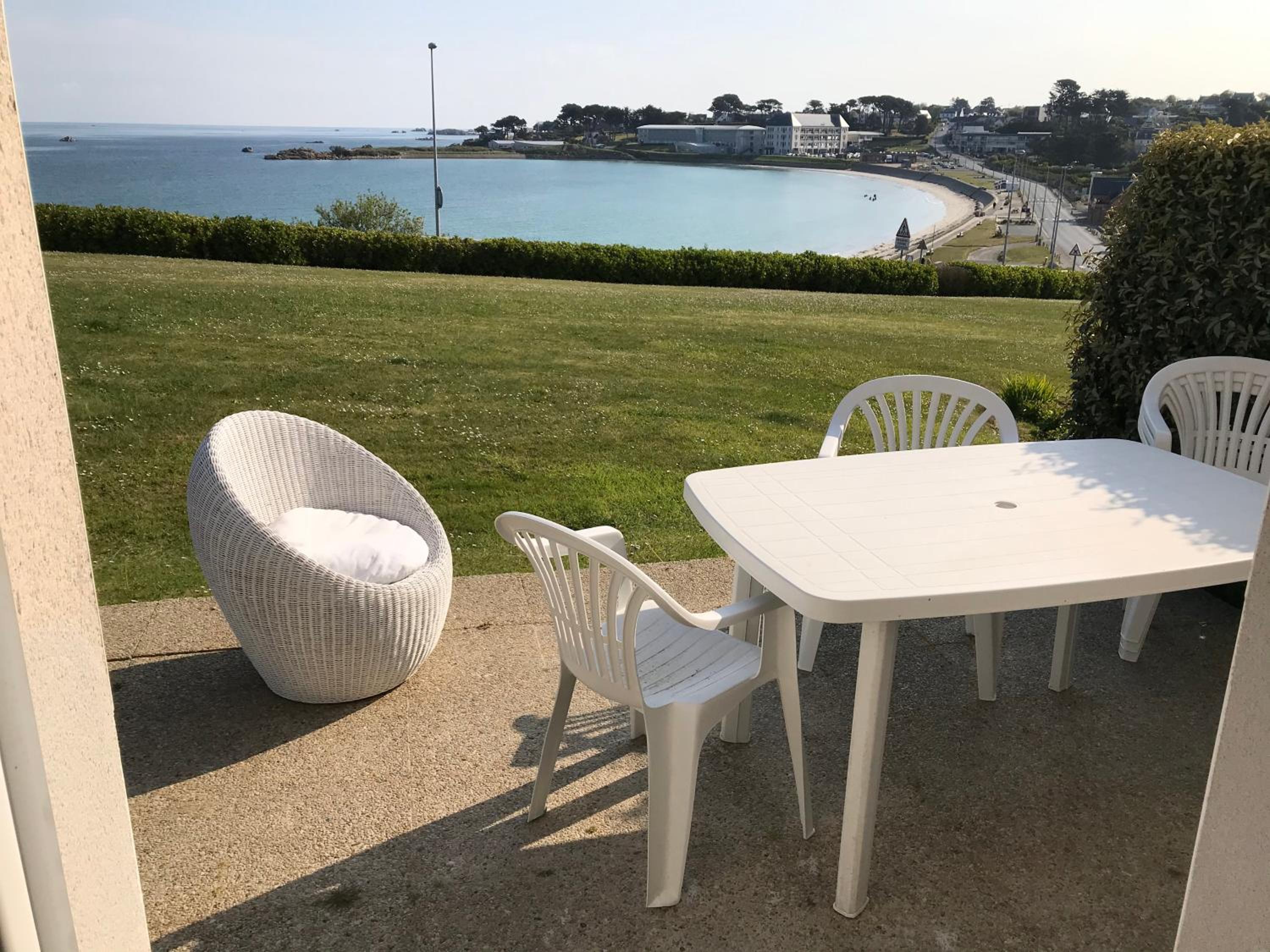 Les Terrasses de la plage de Trestel