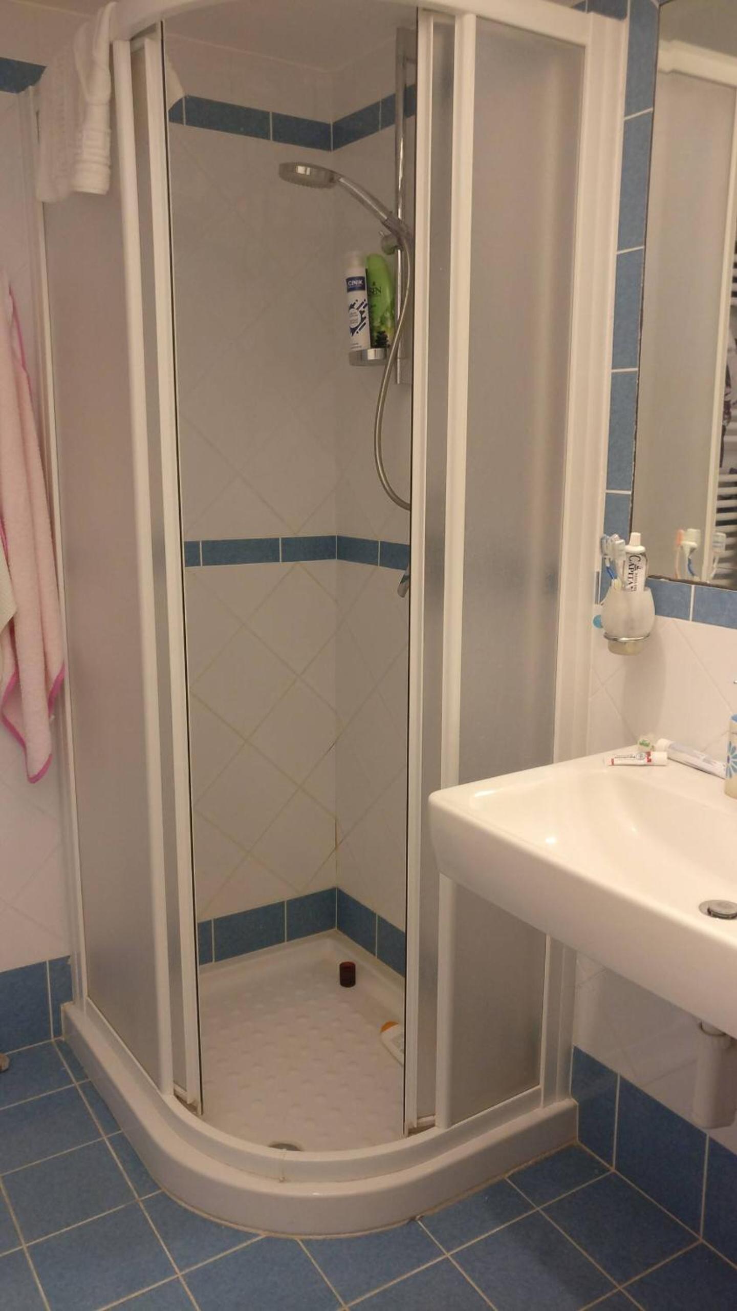 Photo 42