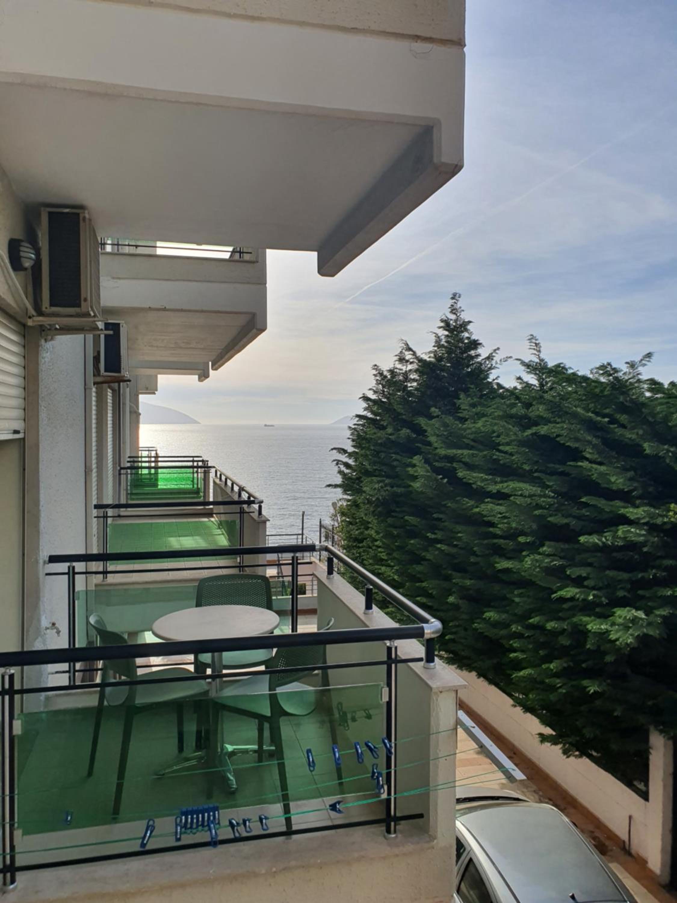 Deni Sea View Apartment