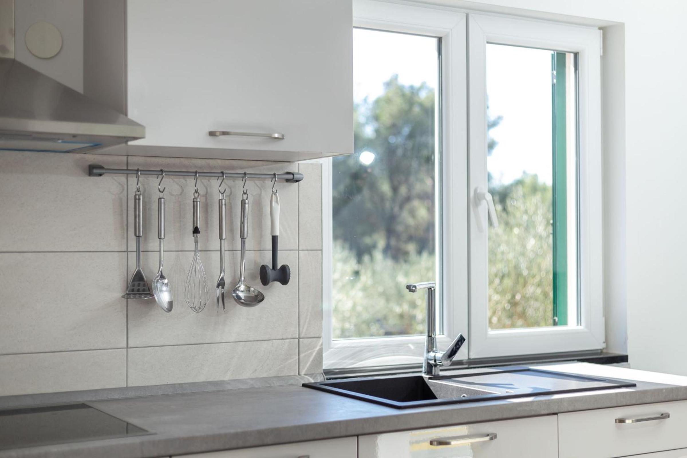 Olive Eden Holiday Home view 4