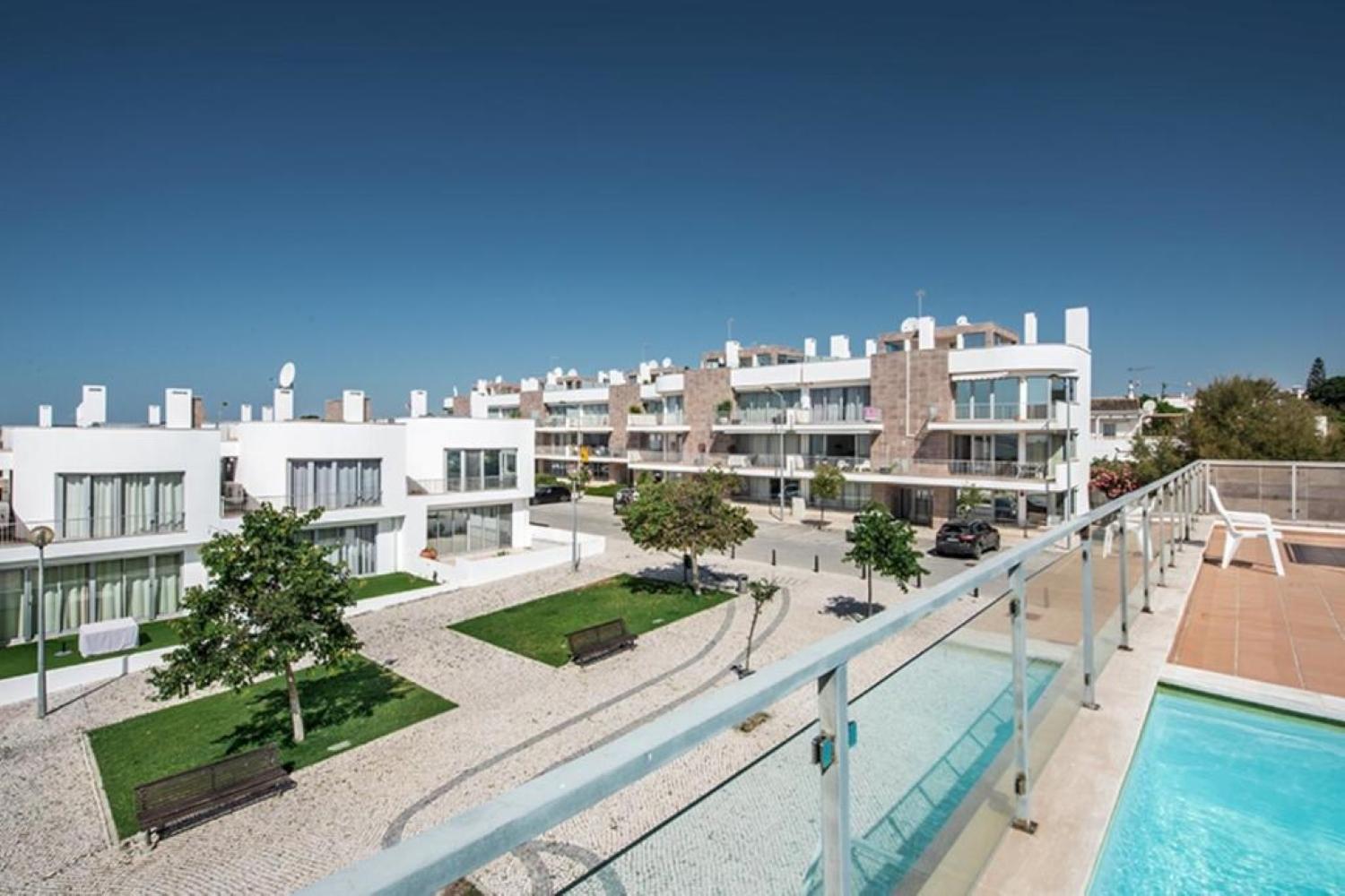 Hotel Apartamento Vista Mar - Arte Nova Fuseta - Image 1