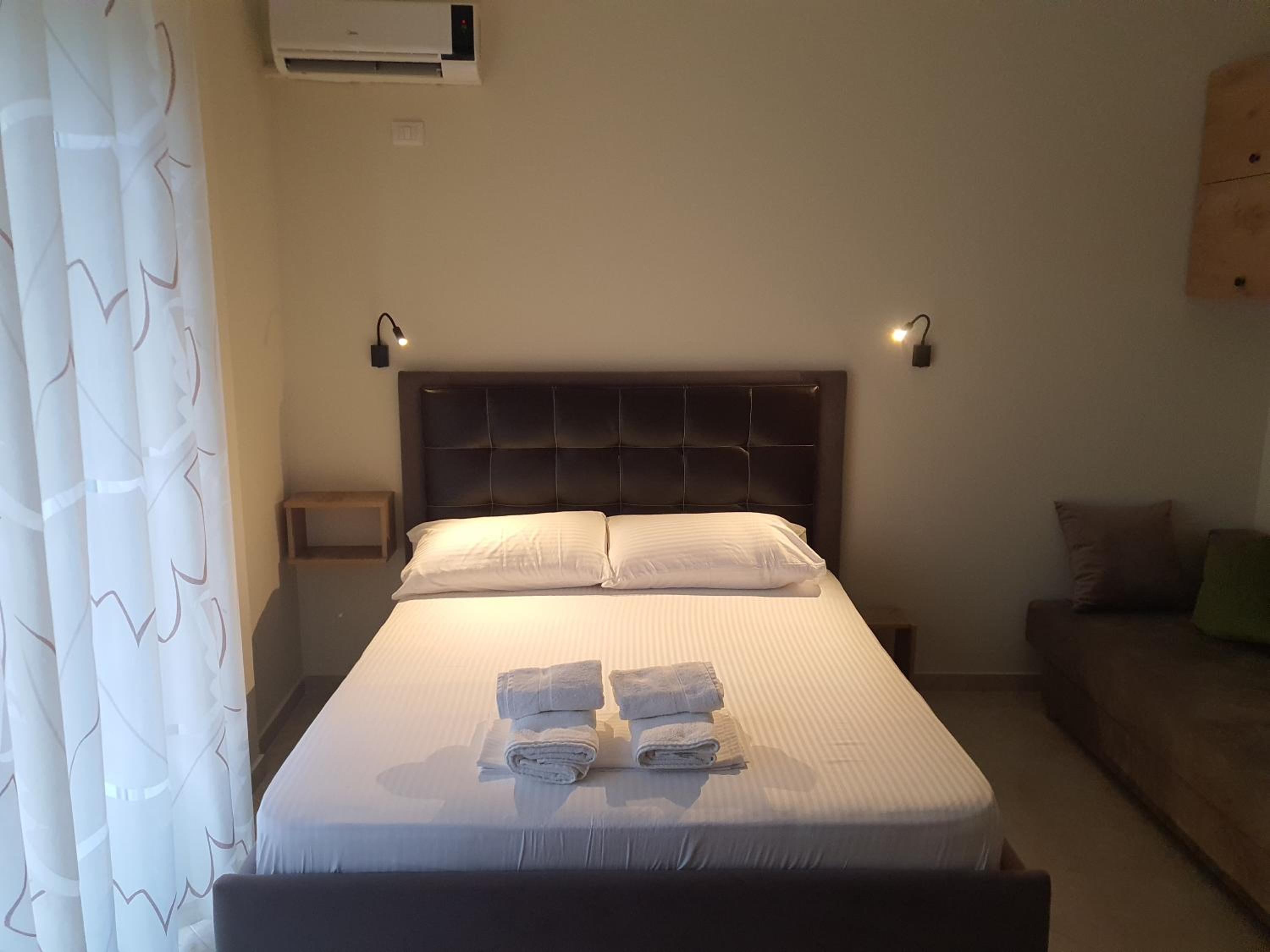 Deni Sea View Apartment