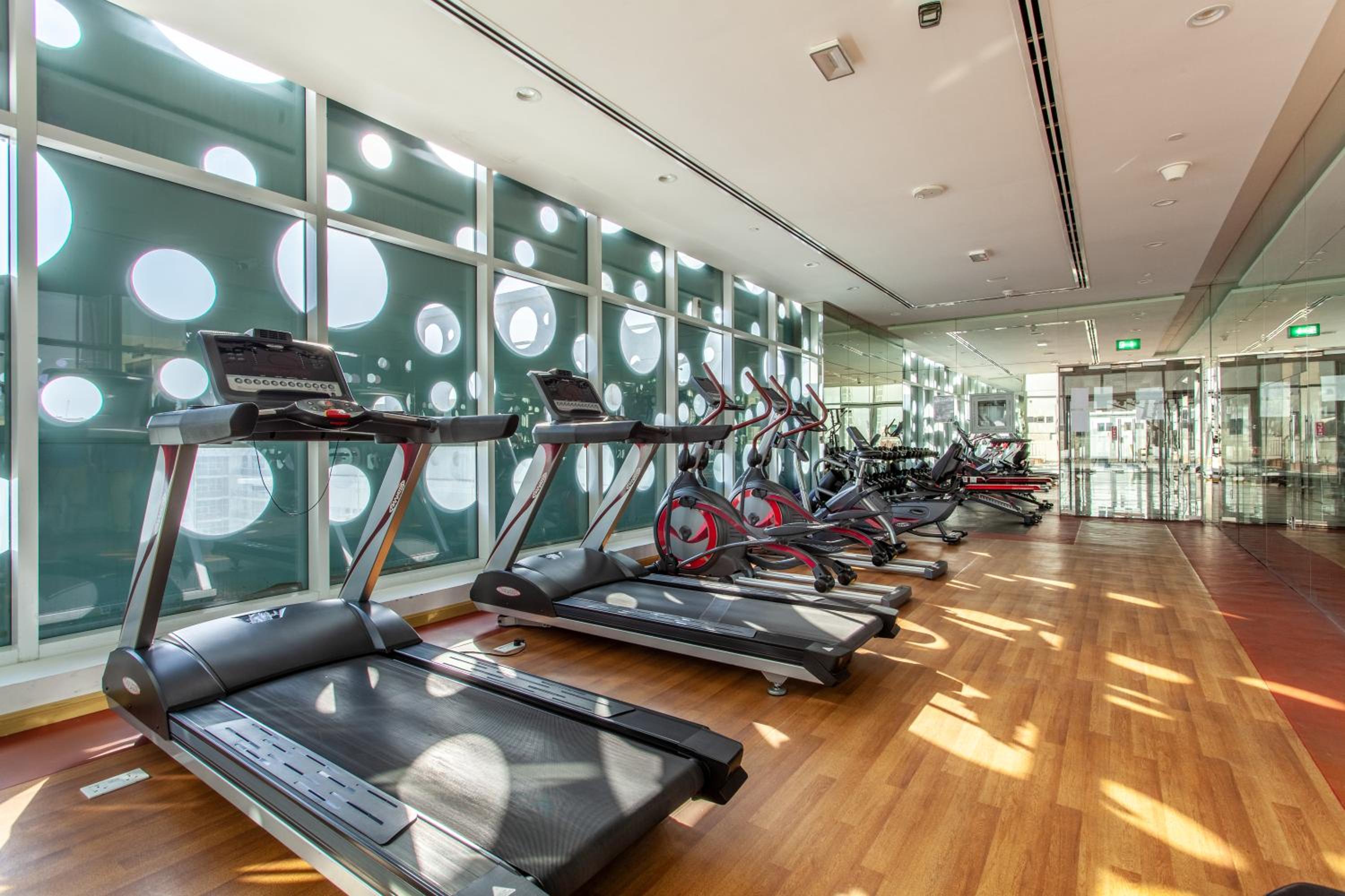 Live Modern Live Luxury - Dubai Studio City