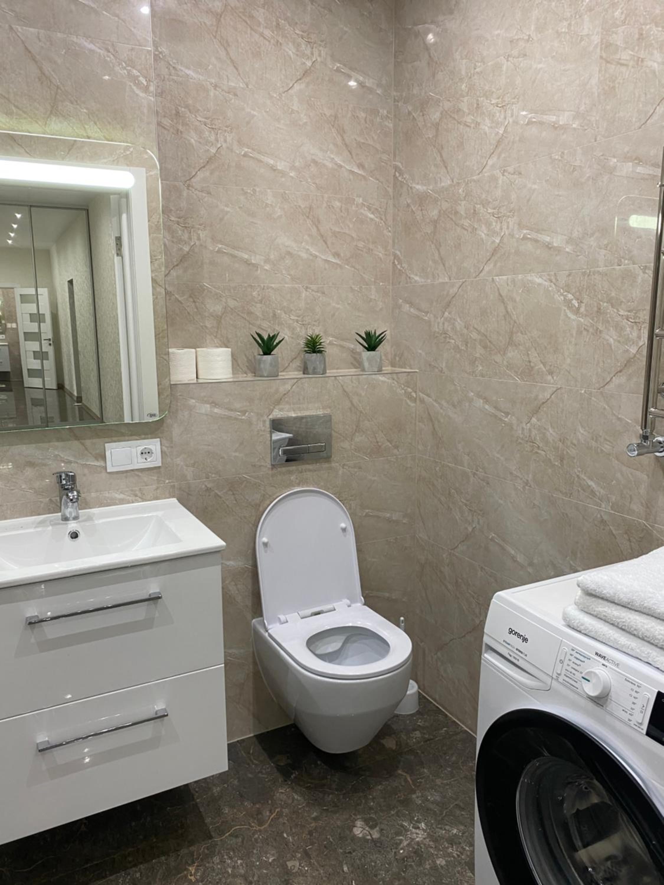 Двохкімнатні Люкс апартаменти в ЖК Арена ,район автовокзалу view 2