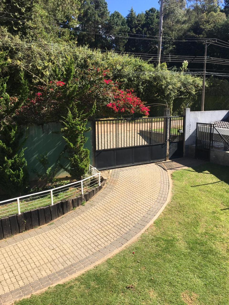 Excelente Casa, bairro nobre em Campos do Jordão