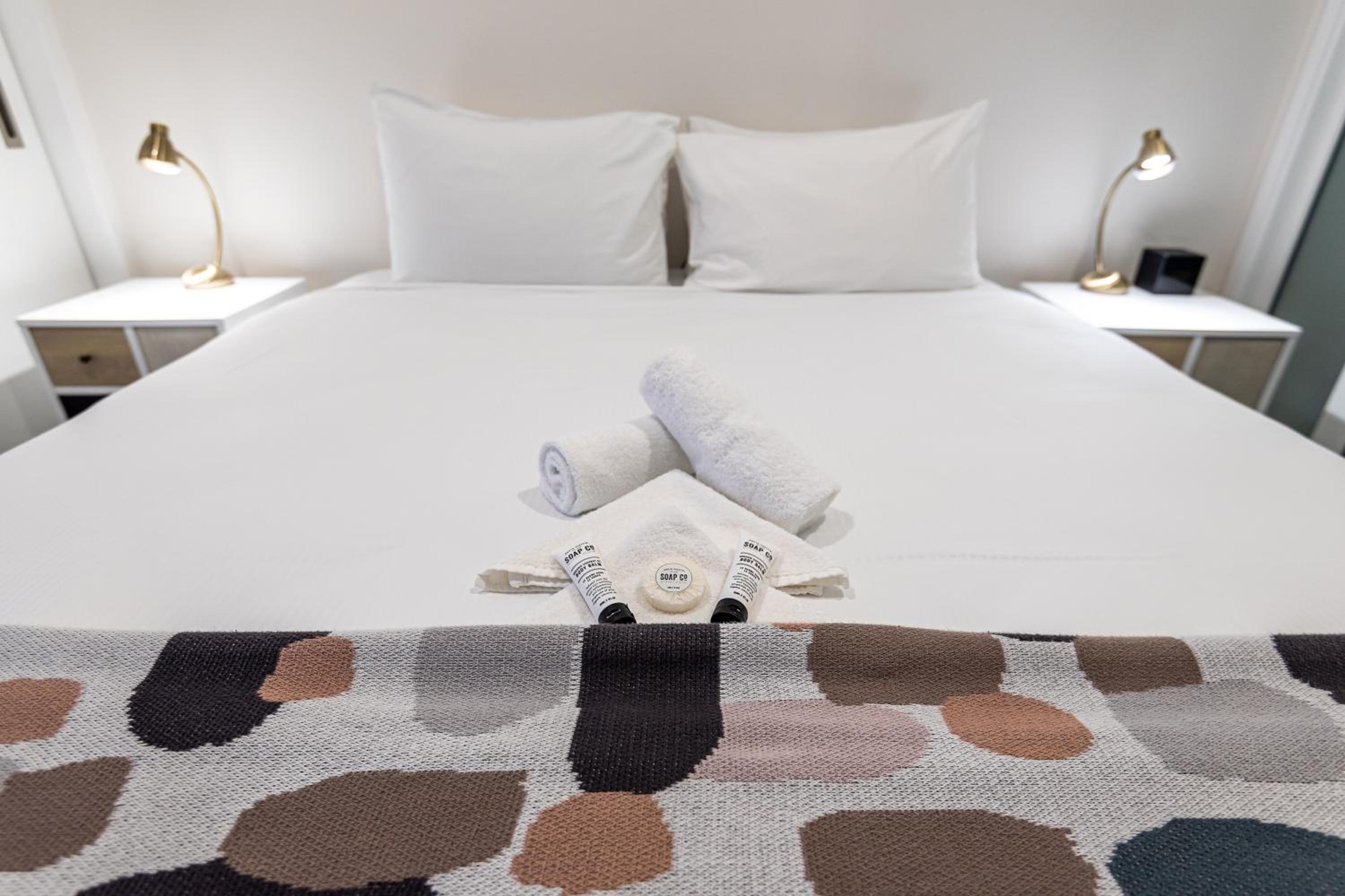 FERNZ Motel & Apartments Birkenhead