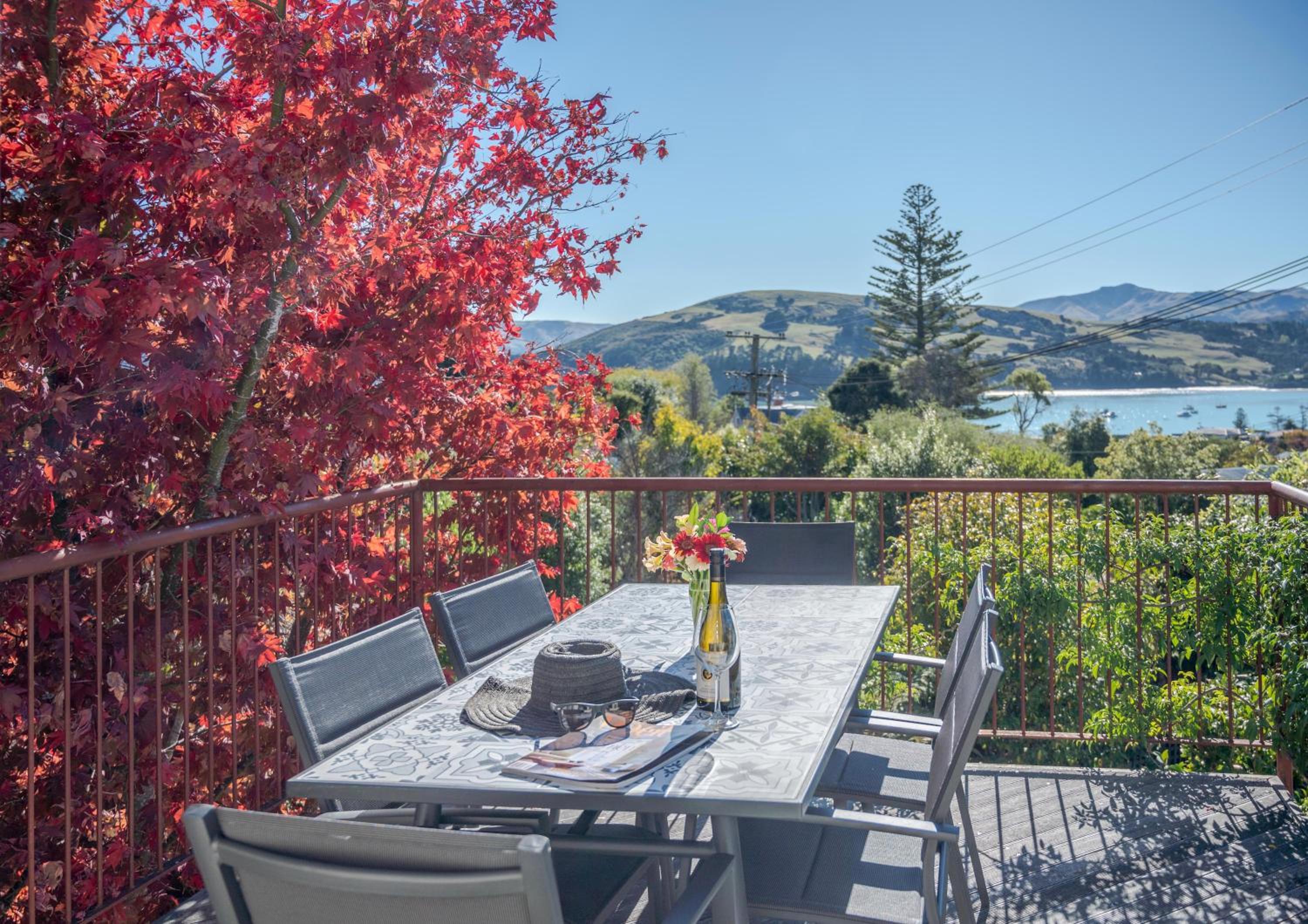 Rose on the Bay - Akaroa Holiday Home view 3
