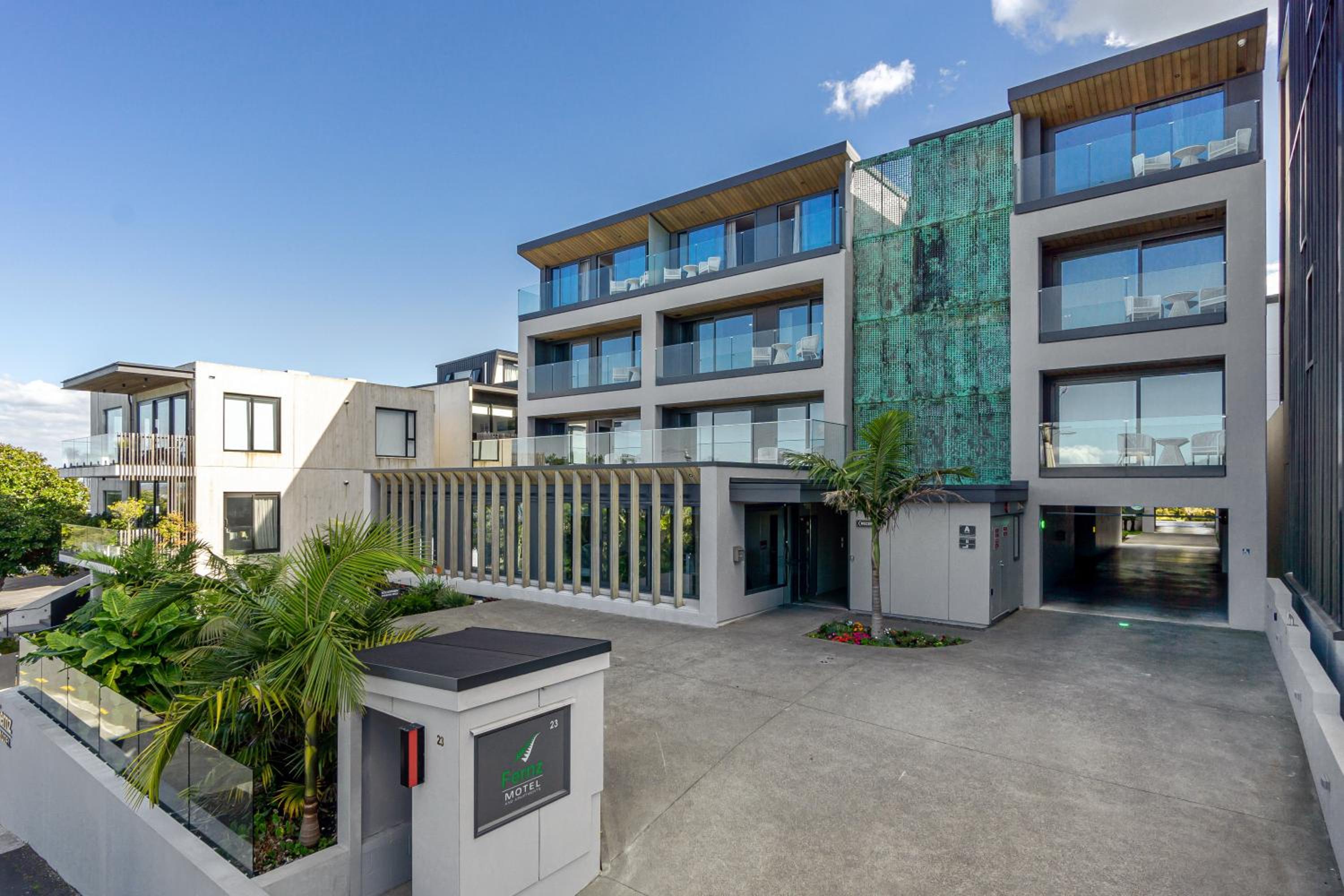 FERNZ Motel & Apartments Birkenhead
