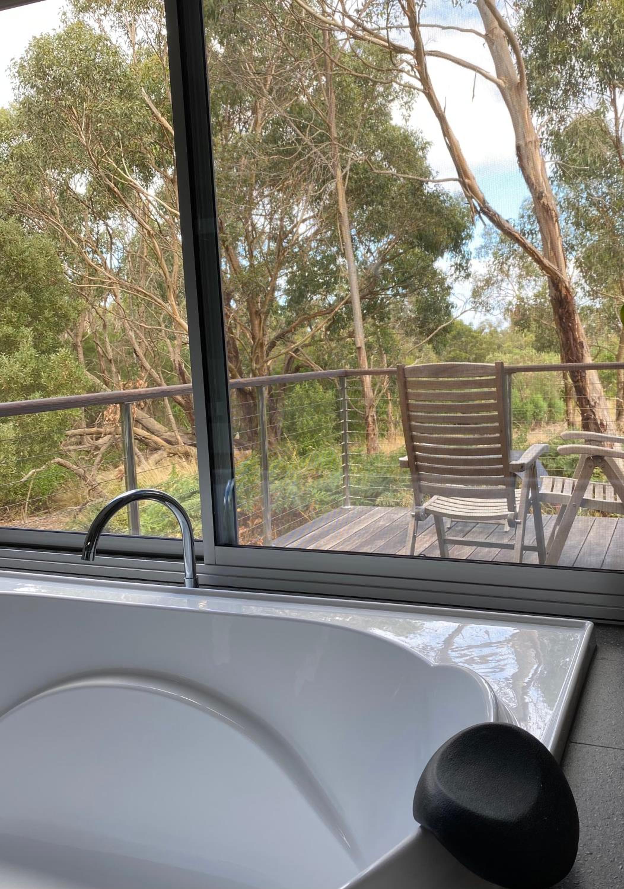 Messmates Luxury Eco Suites