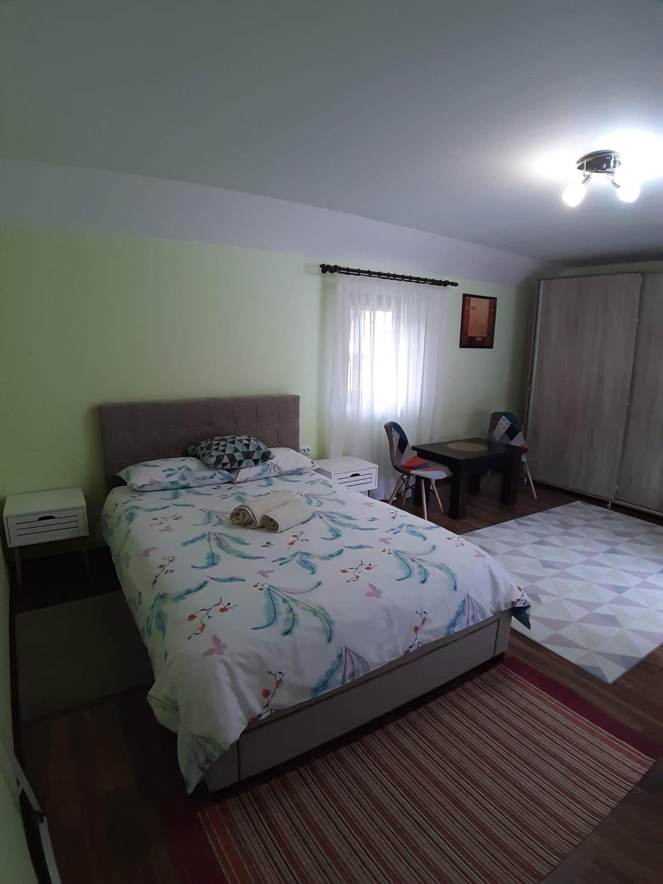 Photo 48