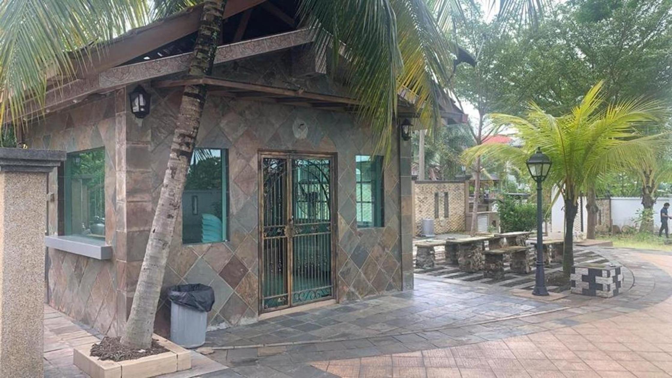 NICE HOME VILLA, Bandar Country Homes, Rawang photo 8