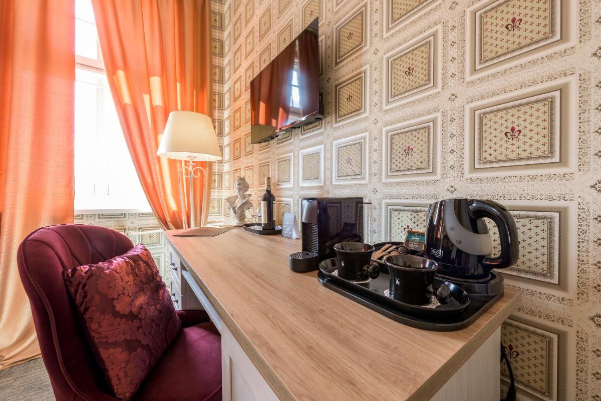 hotel reception