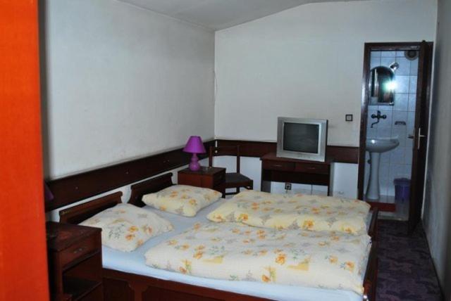 Photo 40