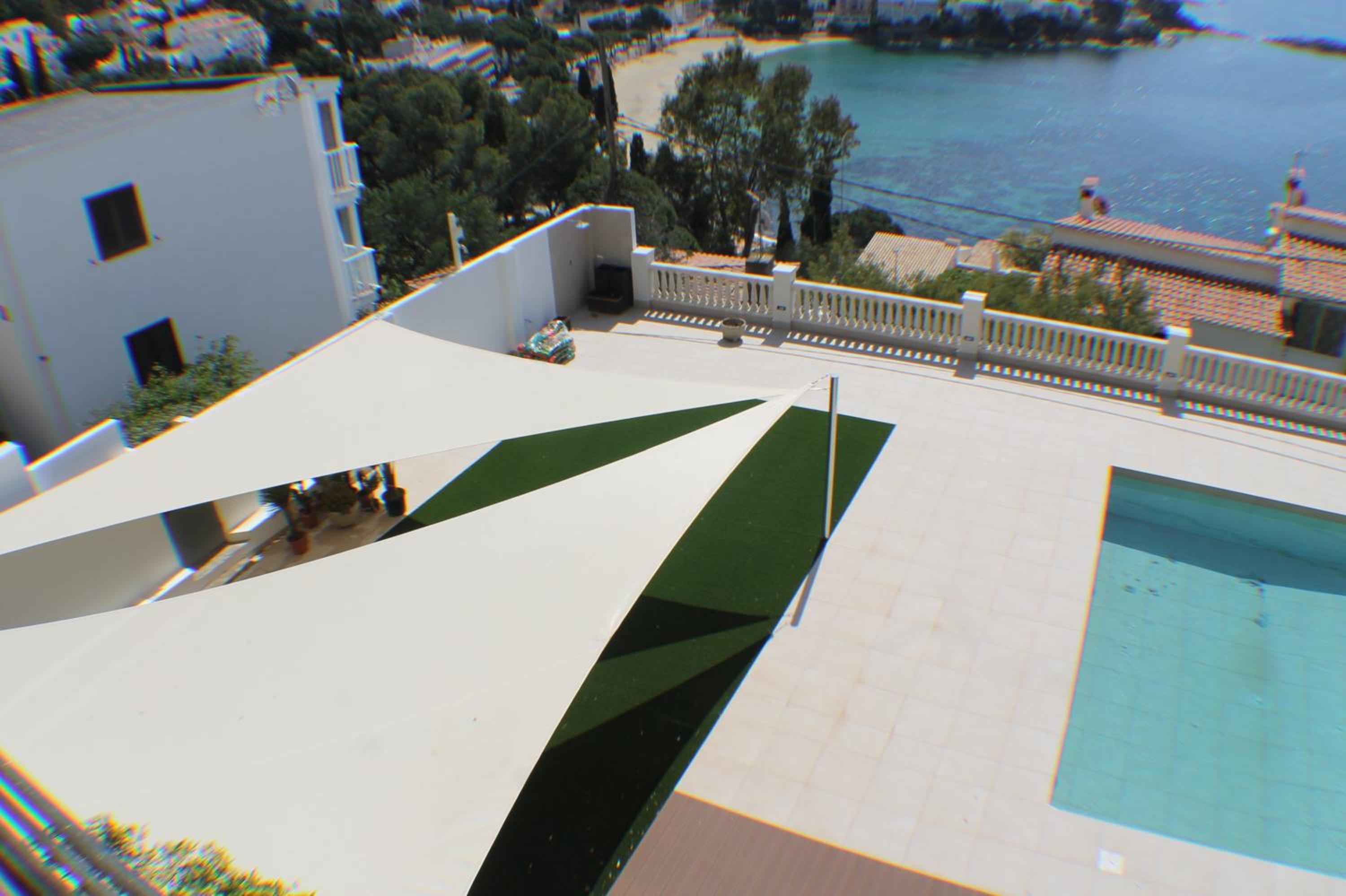 Agi Rodas Apartments