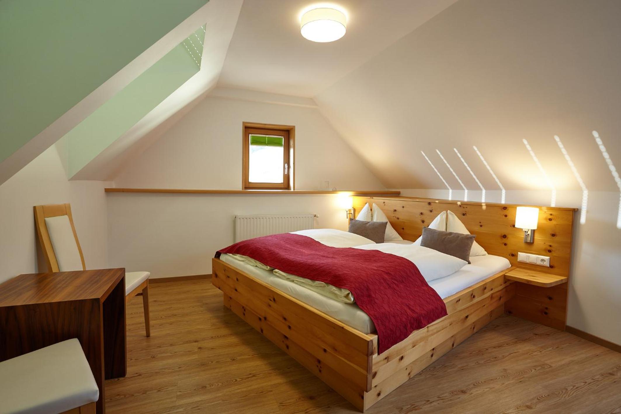 Sportbauernhof - Gasthaus Hochalmblick
