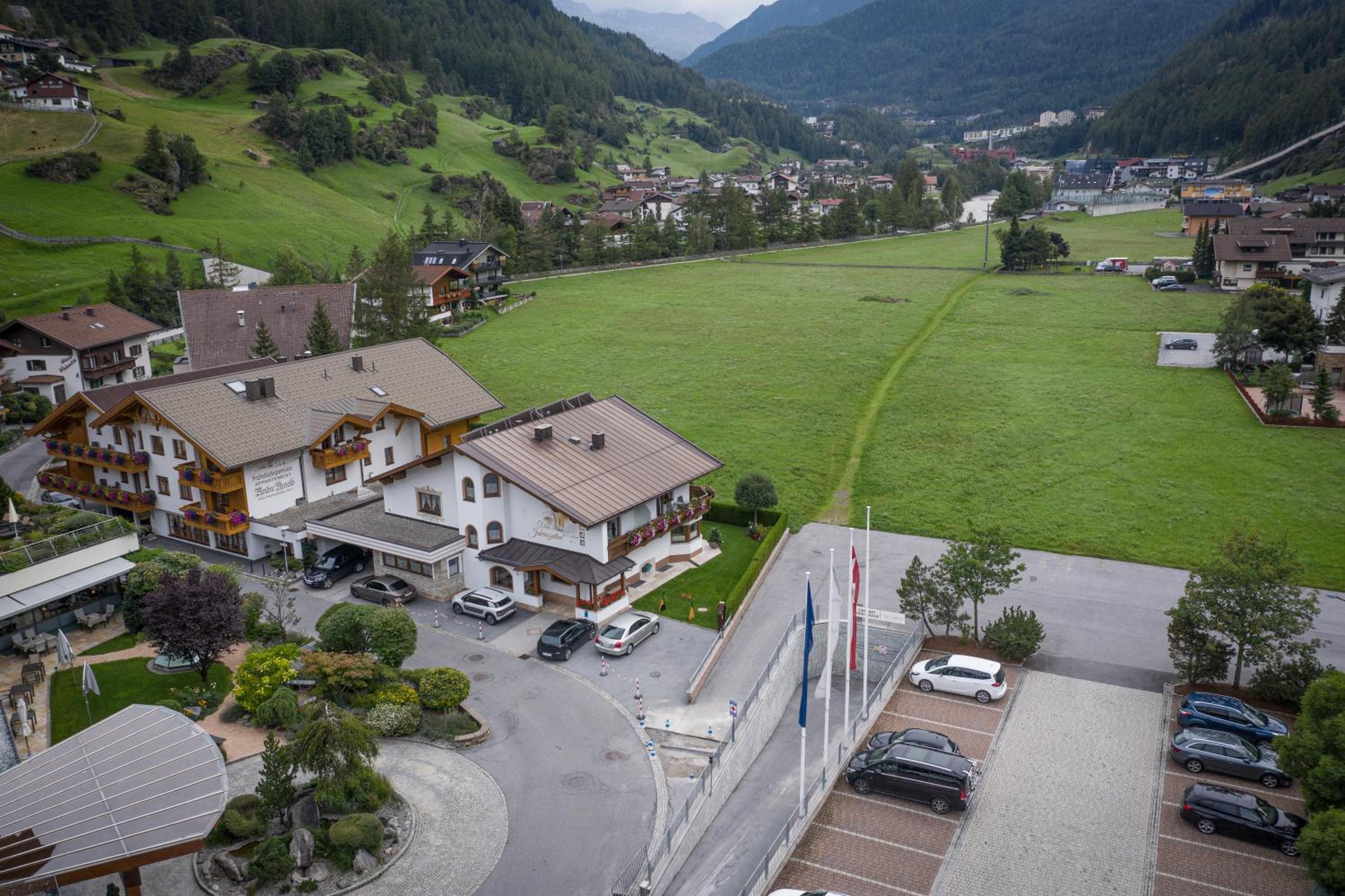 Garni Vierjahreszeiten