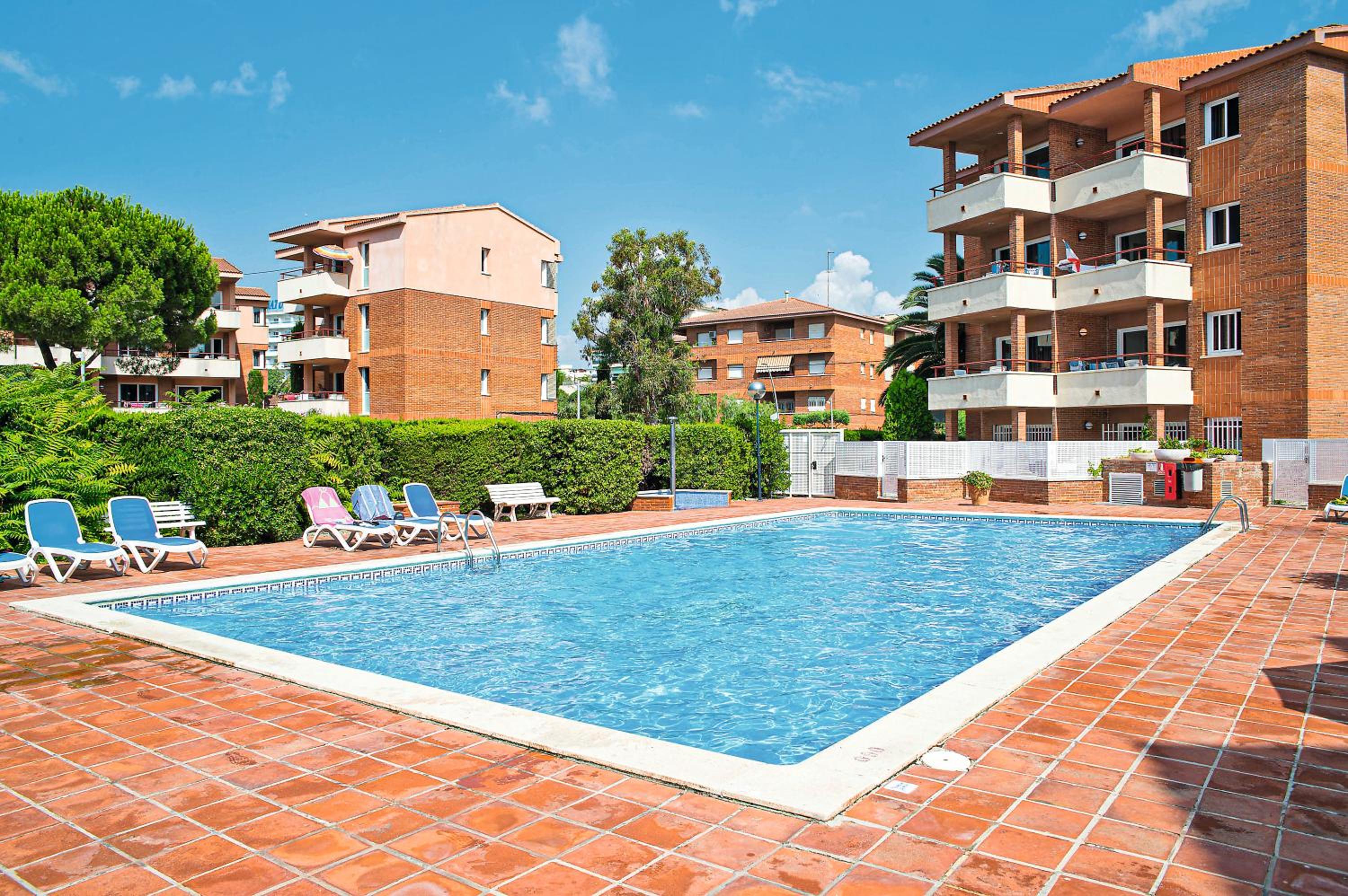 Pierre & Vacances Comarruga en Comarruga — recepcion & lobby