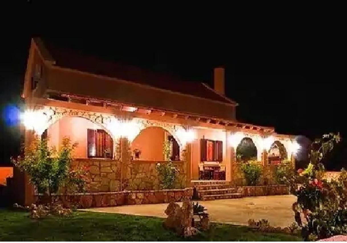 VILLA ROSILLA view 3