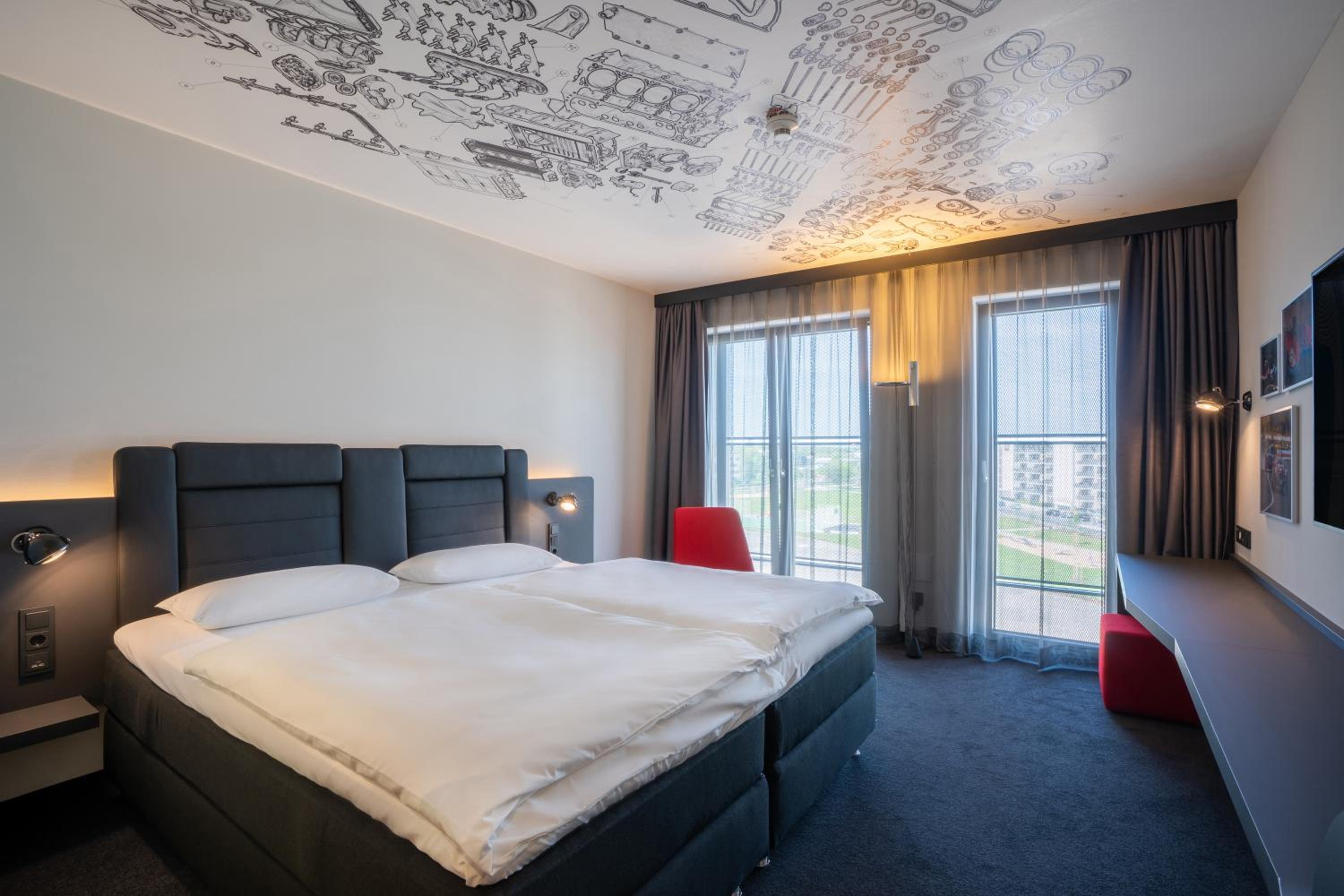 V8 Hotel Köln at MOTORWORLD