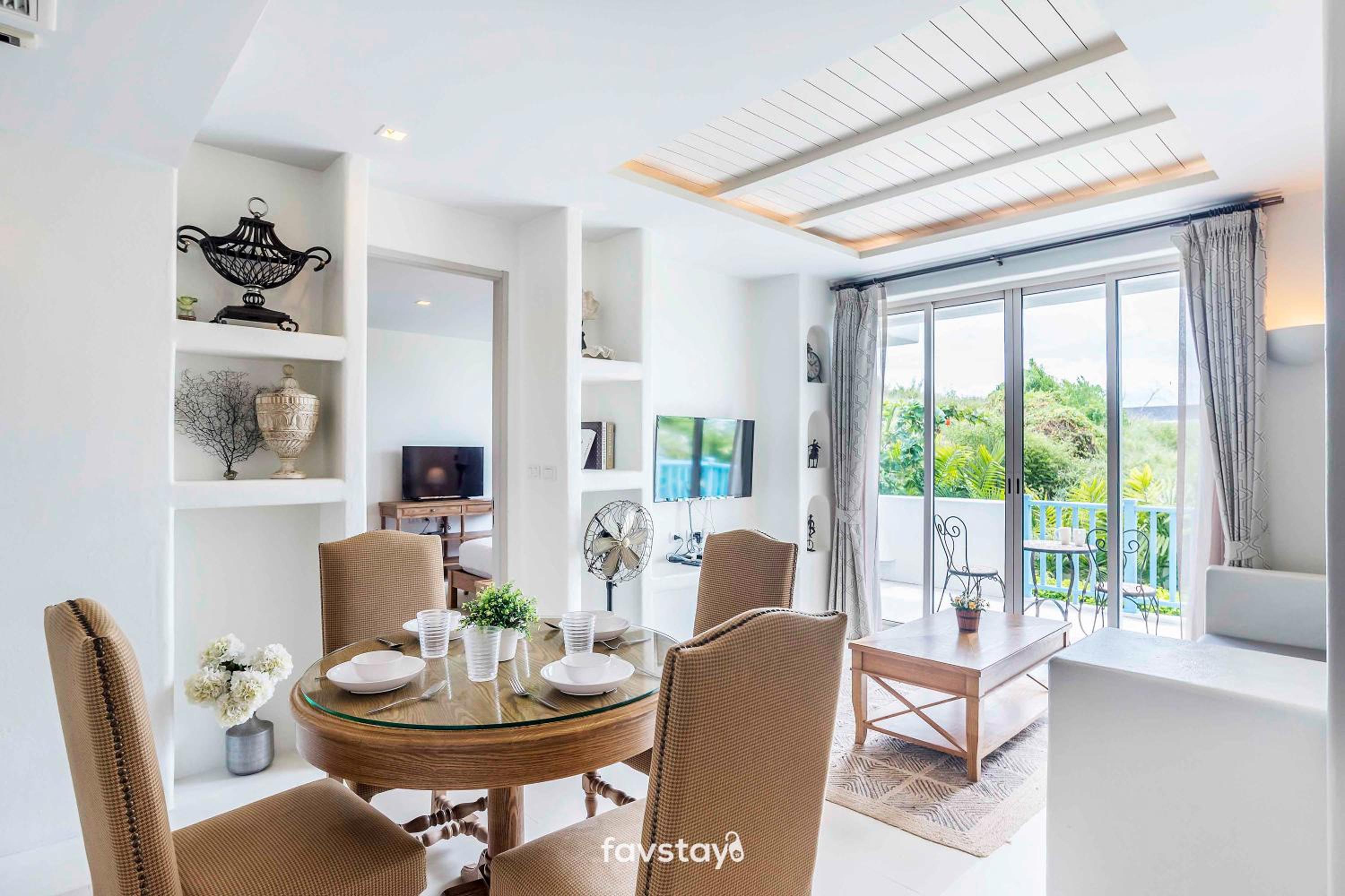 Chelona Hua Hin by Favstay
