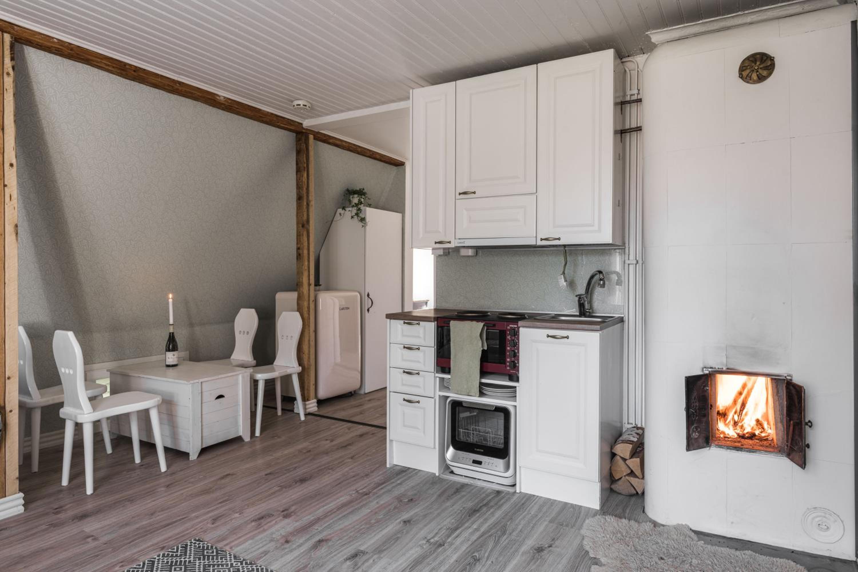 Wooden studio with parking near Aura river view 5