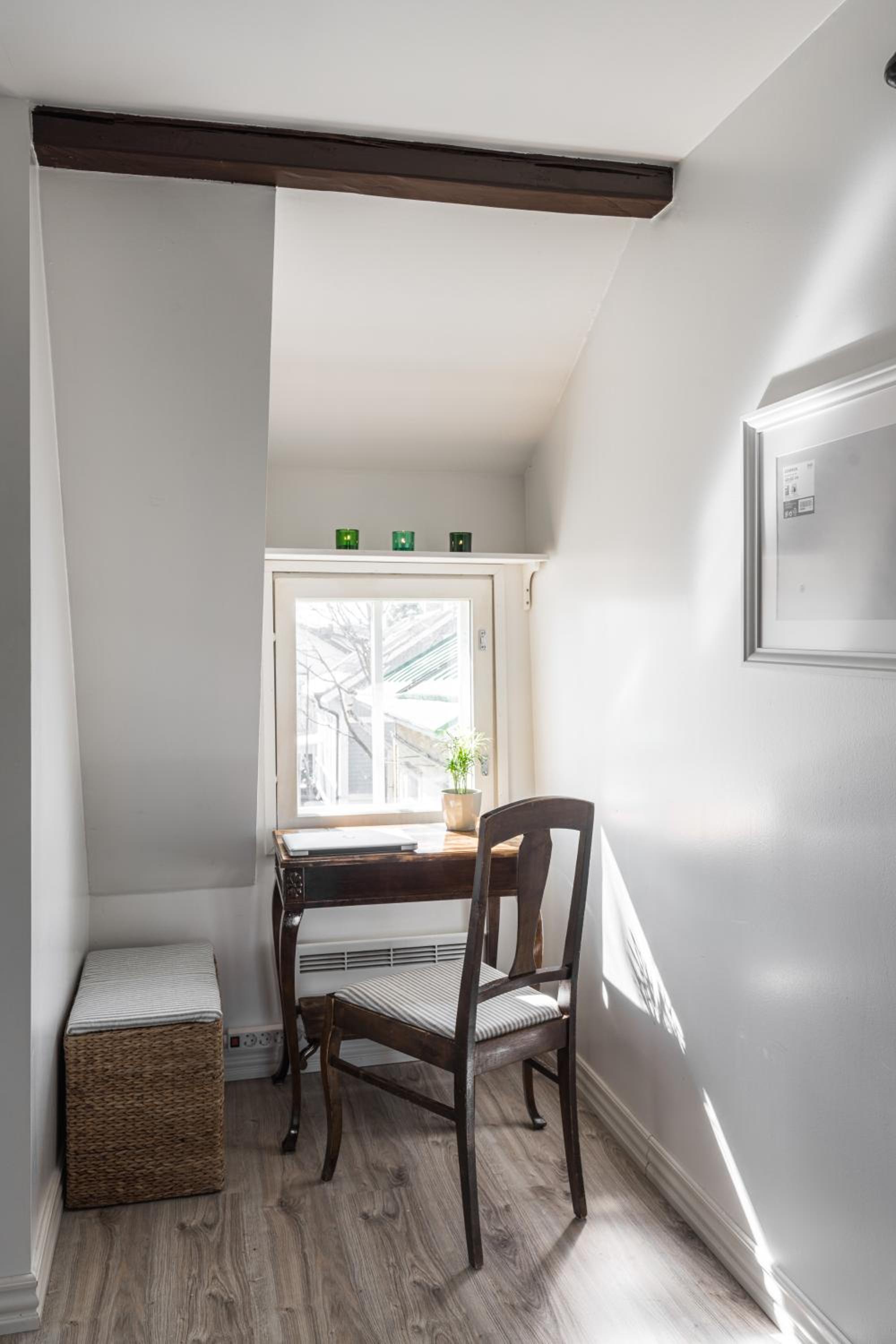 Wooden studio with parking near Aura river view 4