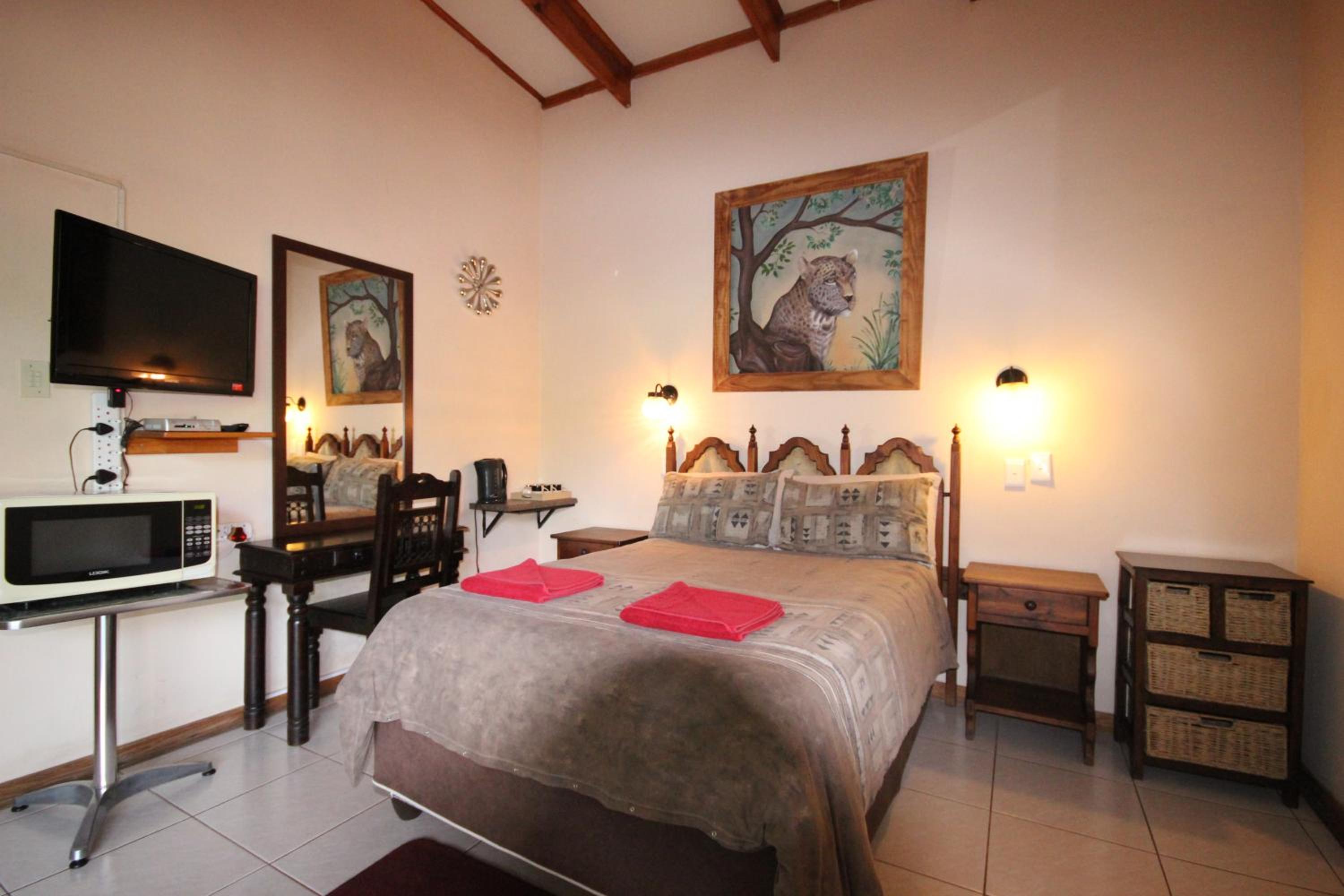 Ingwe Guesthouse view 2
