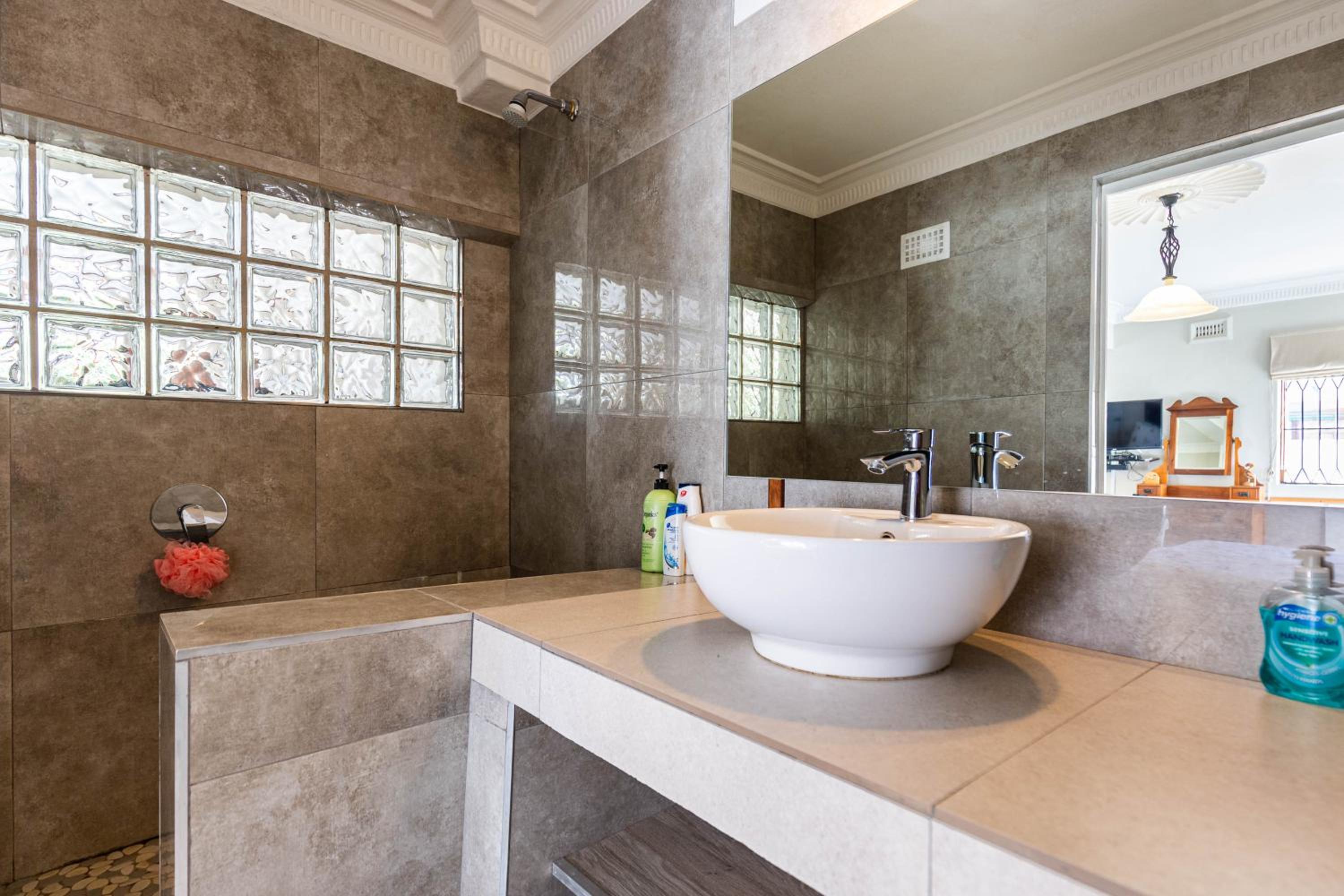 Applegarth B&B and Self-Catering Studios