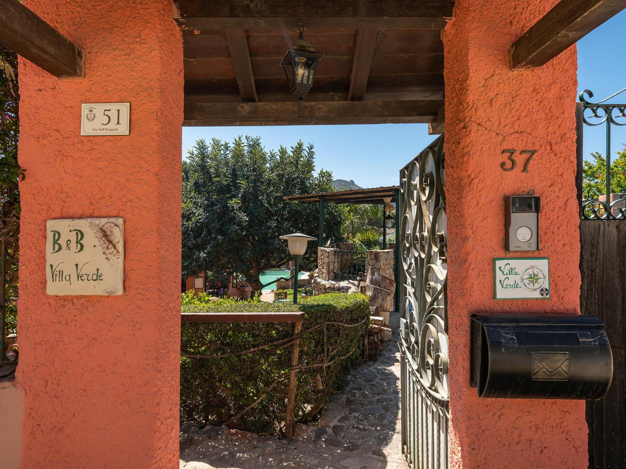 Hotel Guest House Villa Verde - Short Term Room Rentals