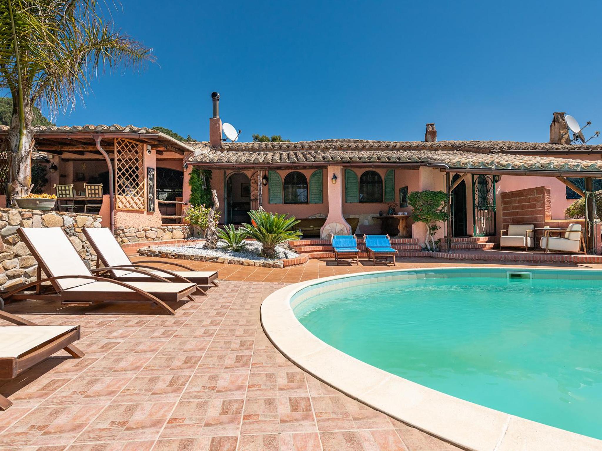 Guest House Villa Verde - Short Term Room Rentals photo 4