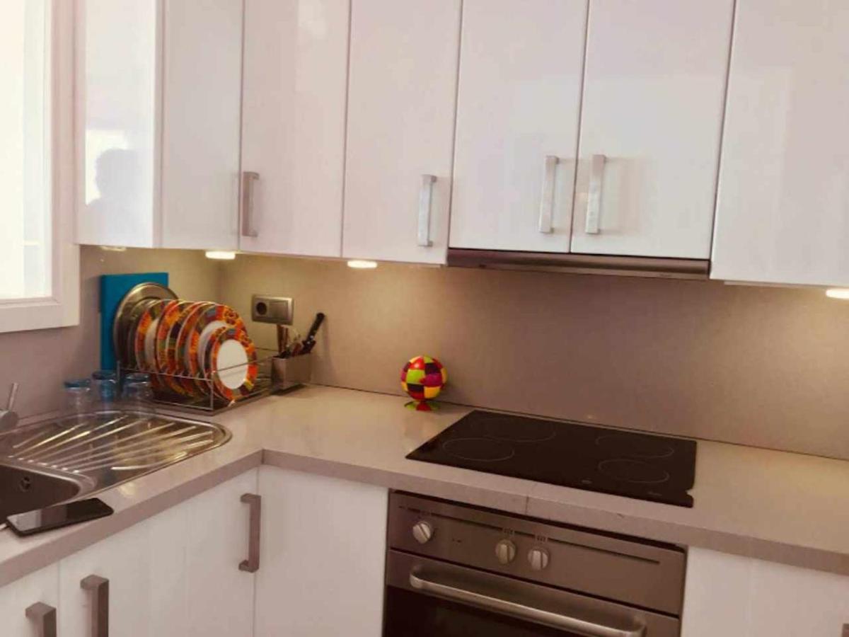 Apartamento Cala Salionç Playa frente a la playa y encima del Mar view 4