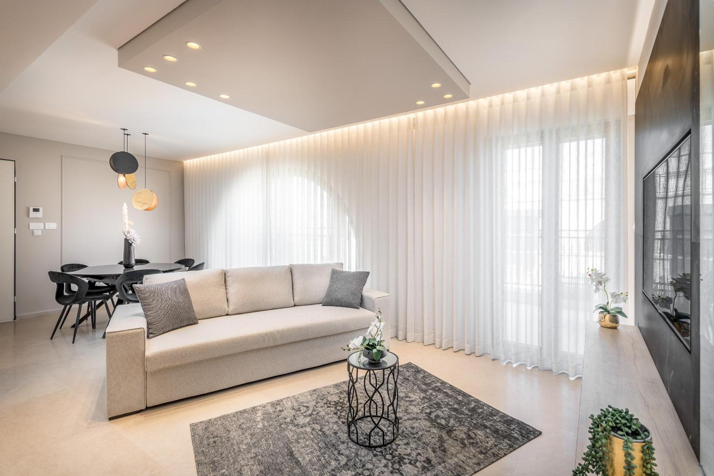 Next the Old City - 5 stars apartment - David village view 3