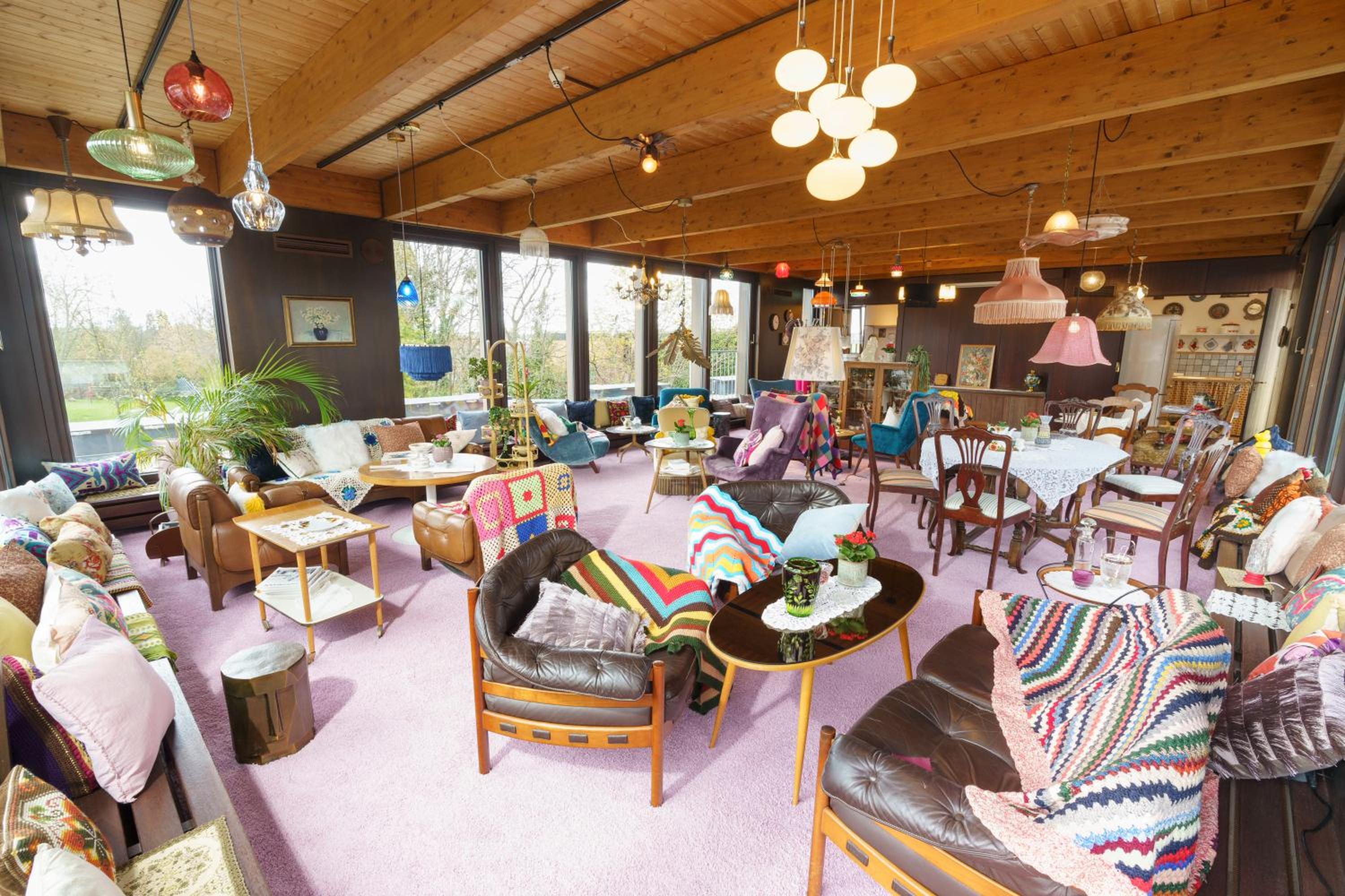 Bonn Vacations - Tante ALMA's Bonner Hotel - Property Image 6
