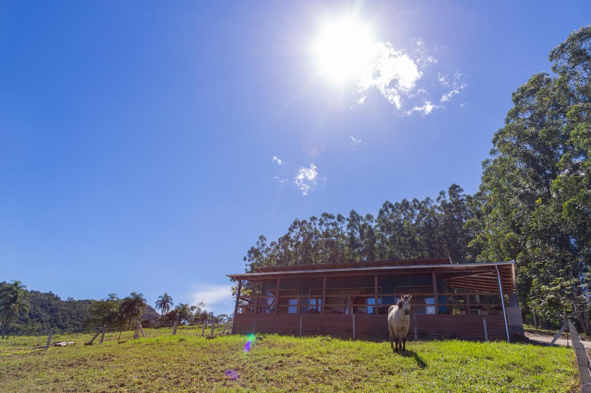 Casa Container - Pousada Container da Montanha AZUL