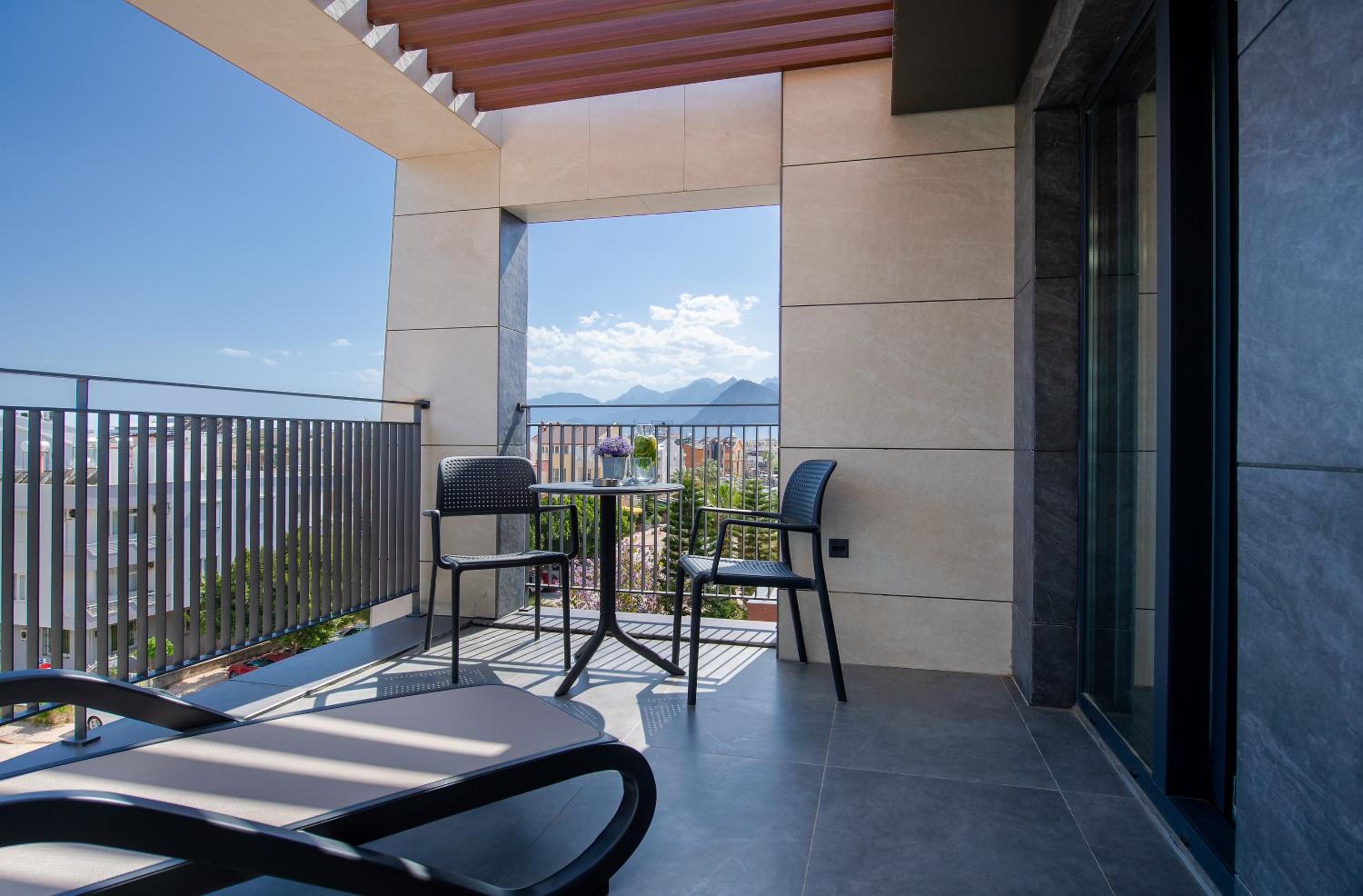 Trend Suites CYCLE - Image 91