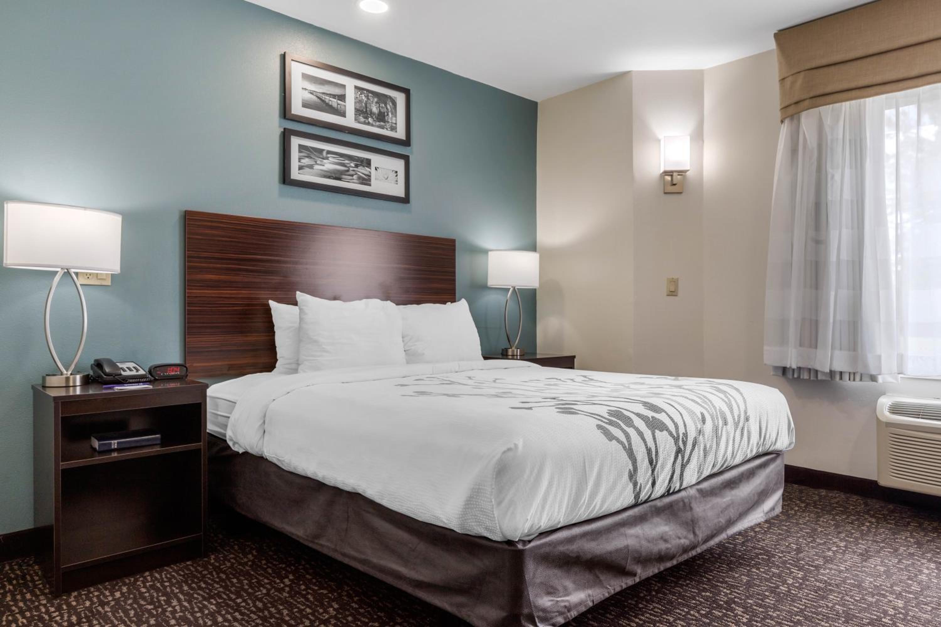 Sleep Inn & Suites Johnson City