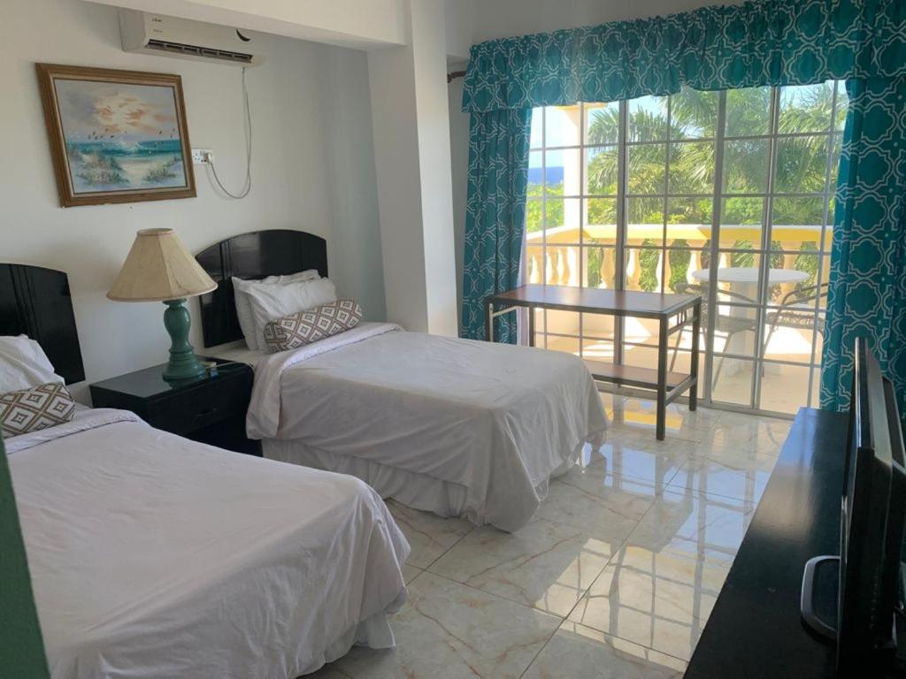 Match Resort - Property Image 5