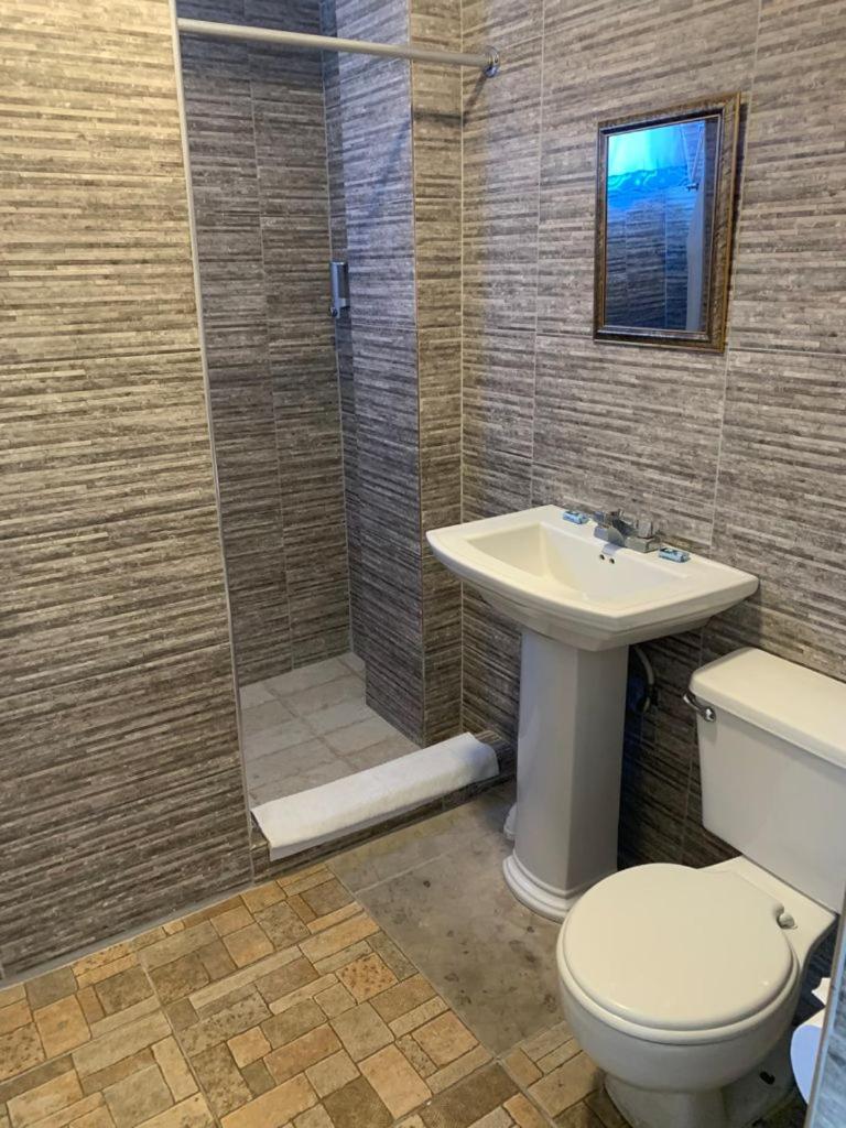 Match Resort - Property Image 4
