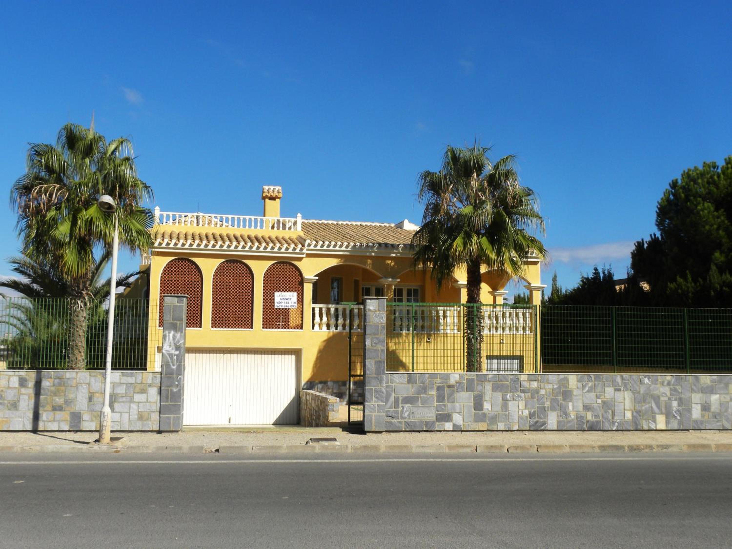 Villa en Veneziola con atracadero privado view 4
