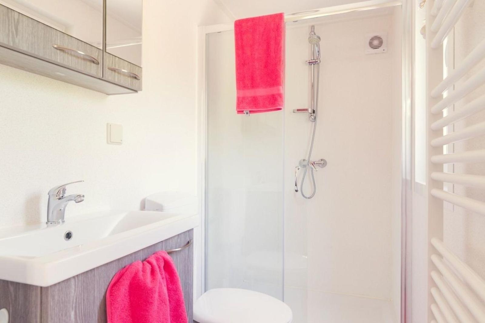 Bungalette Sauna 6p view 3