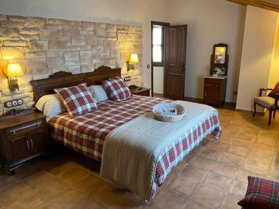 Casa Rural La Tayuela view 2