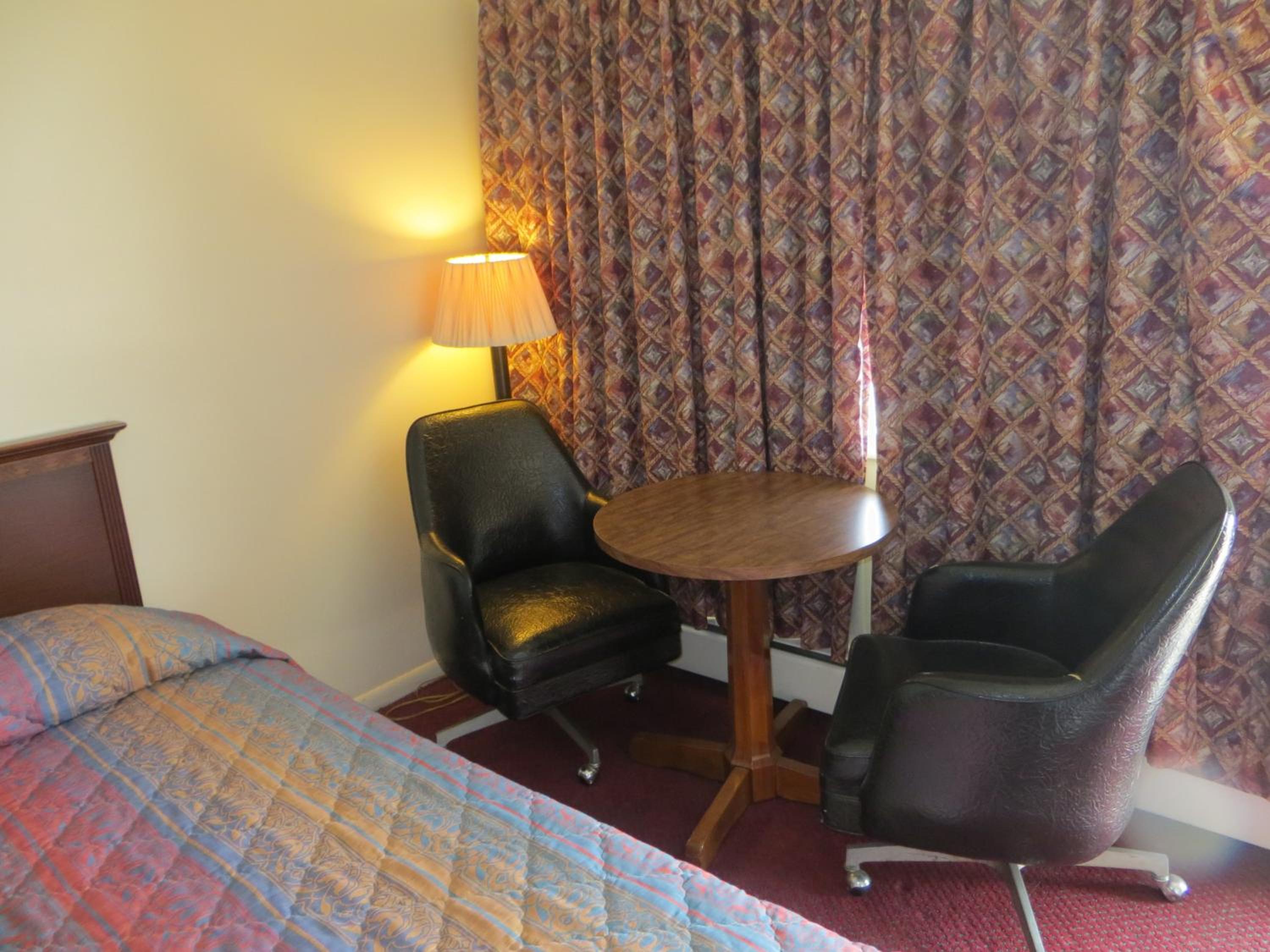 Traveler's Lodge view 5