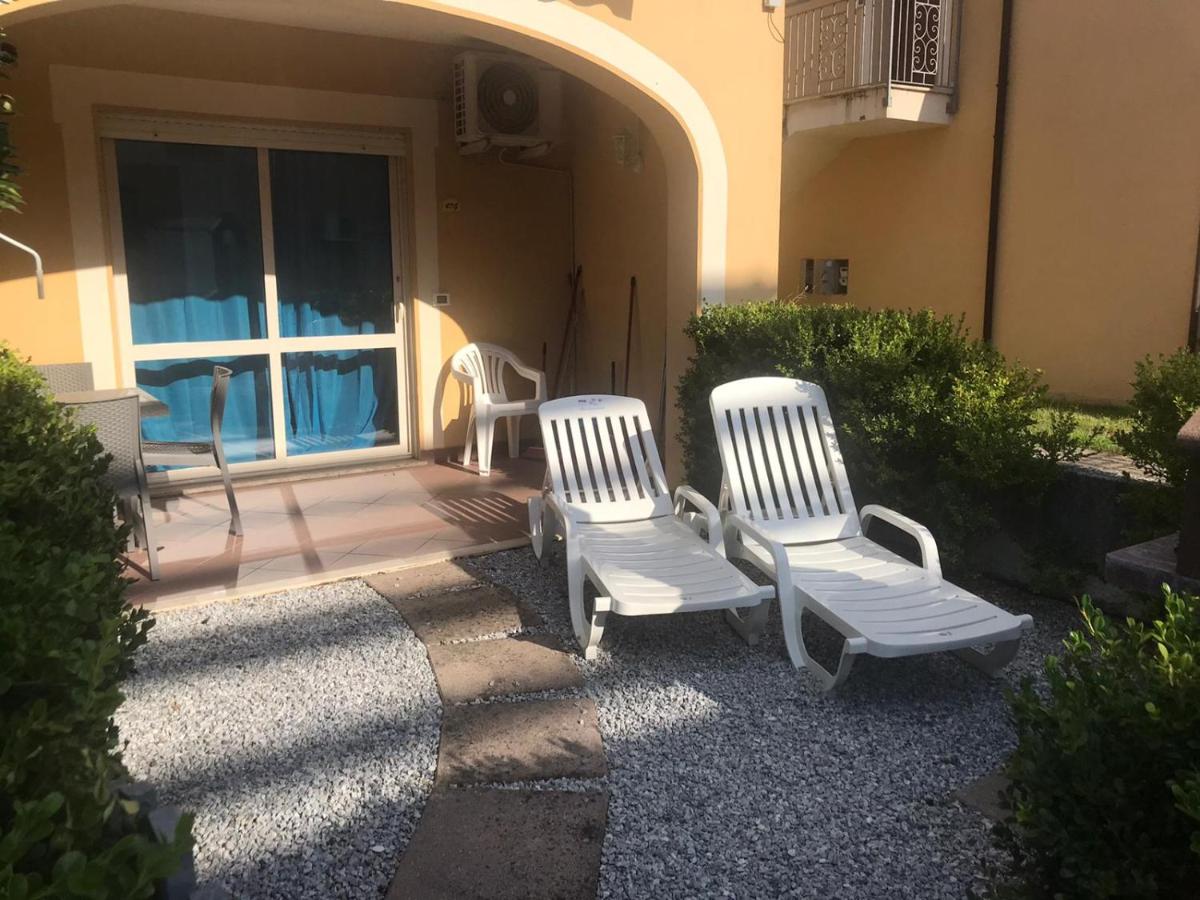 Pizzo Beach Club one bed 46G & 47G photo 2
