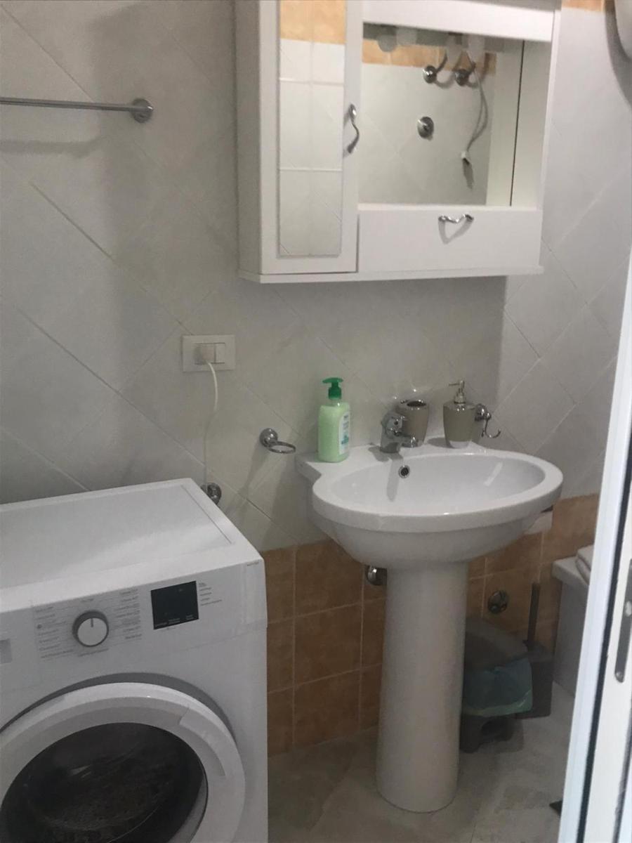 Pizzo Beach Club one bed 46G & 47G photo 4