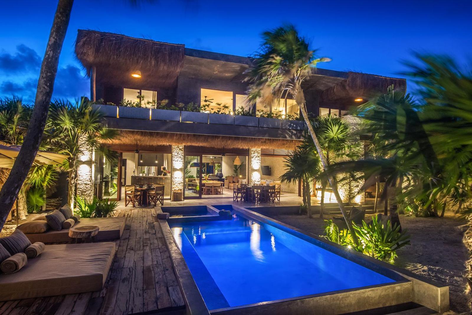 Beachfront Villa Soliman Bay 12