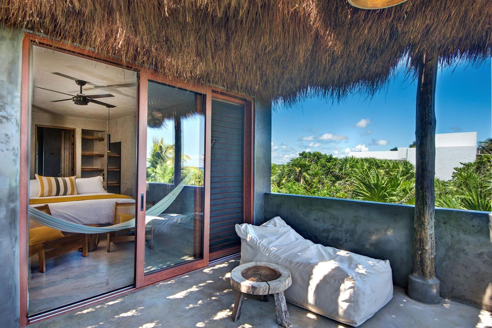 Beachfront Villa Soliman Bay 12