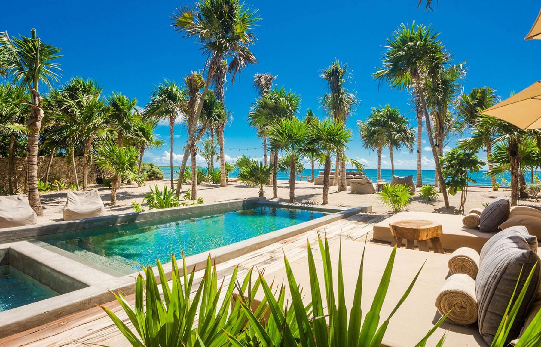 Beachfront Villa Soliman Bay 12